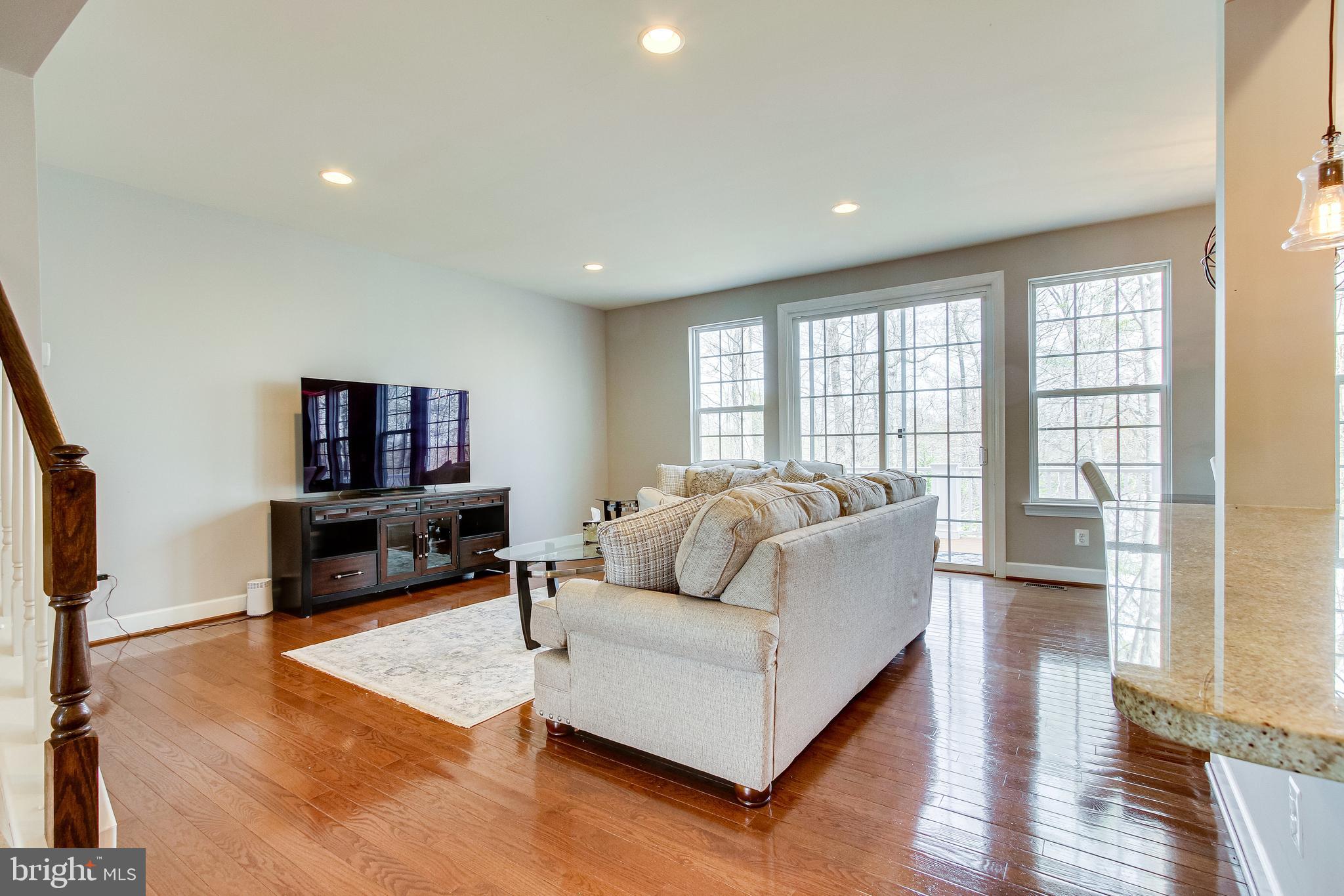 OVERLOOK - Residential Lease