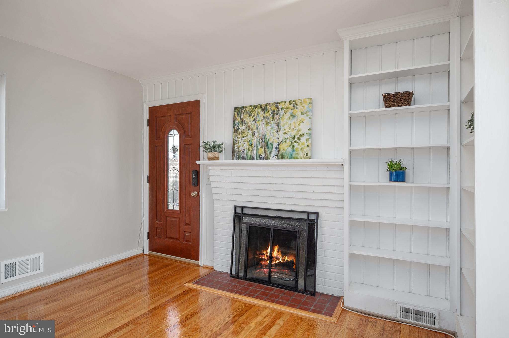 OAKCREST - Residential