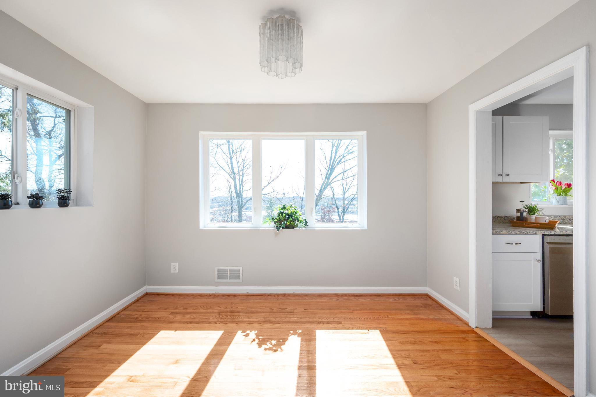 OAKCREST - Residential