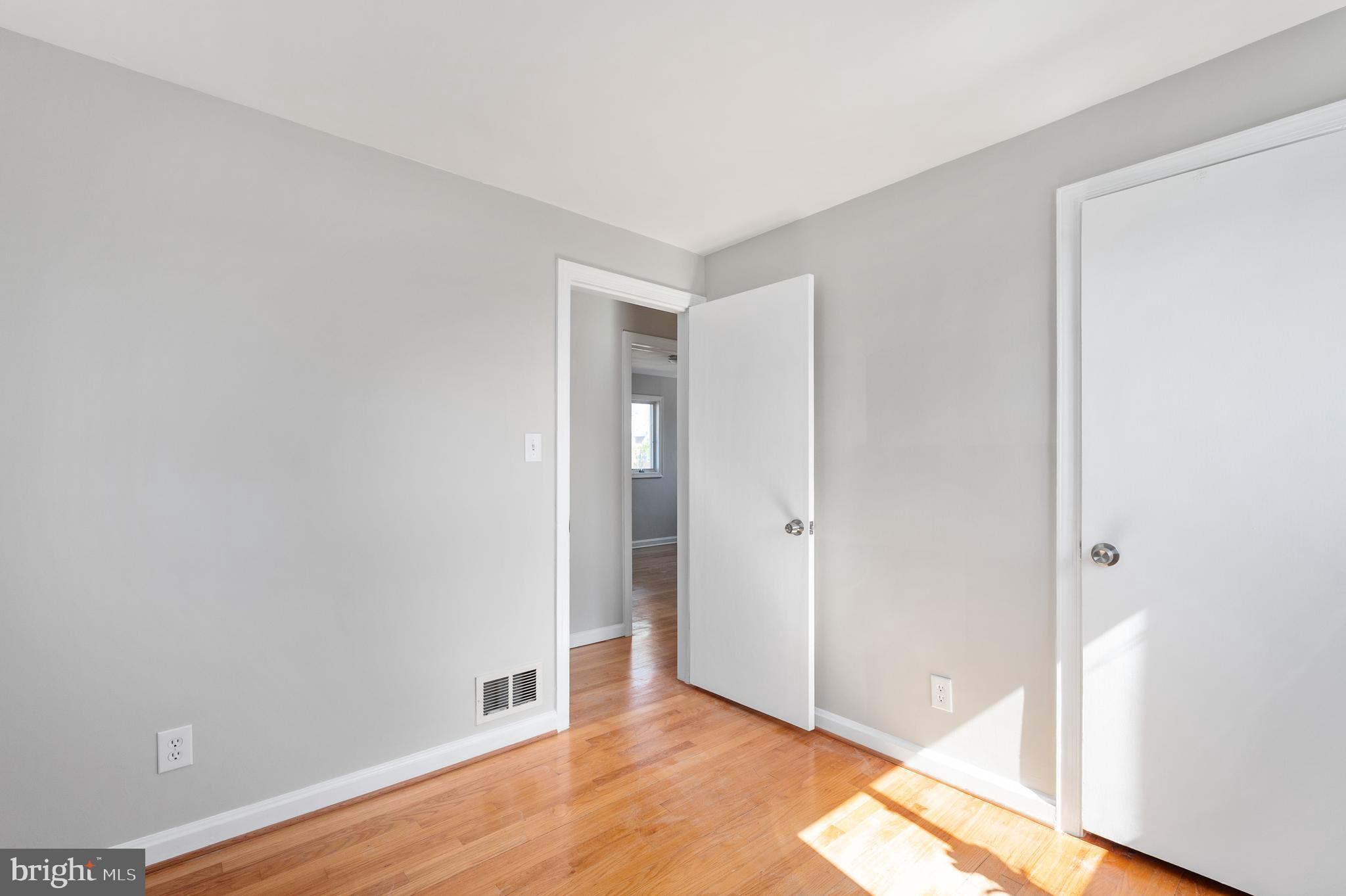 OAKCREST - Residential