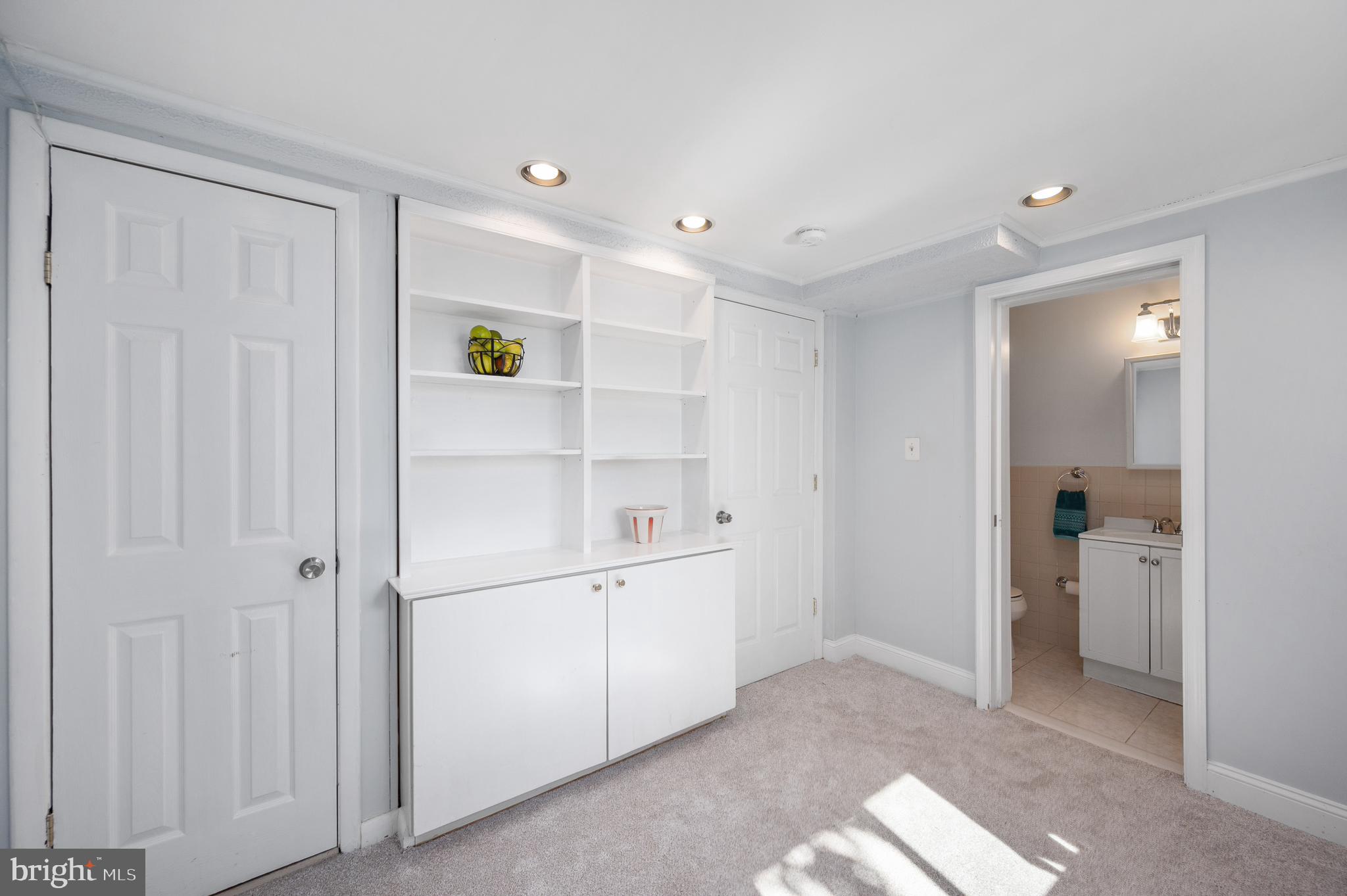 OAKCREST - Residential