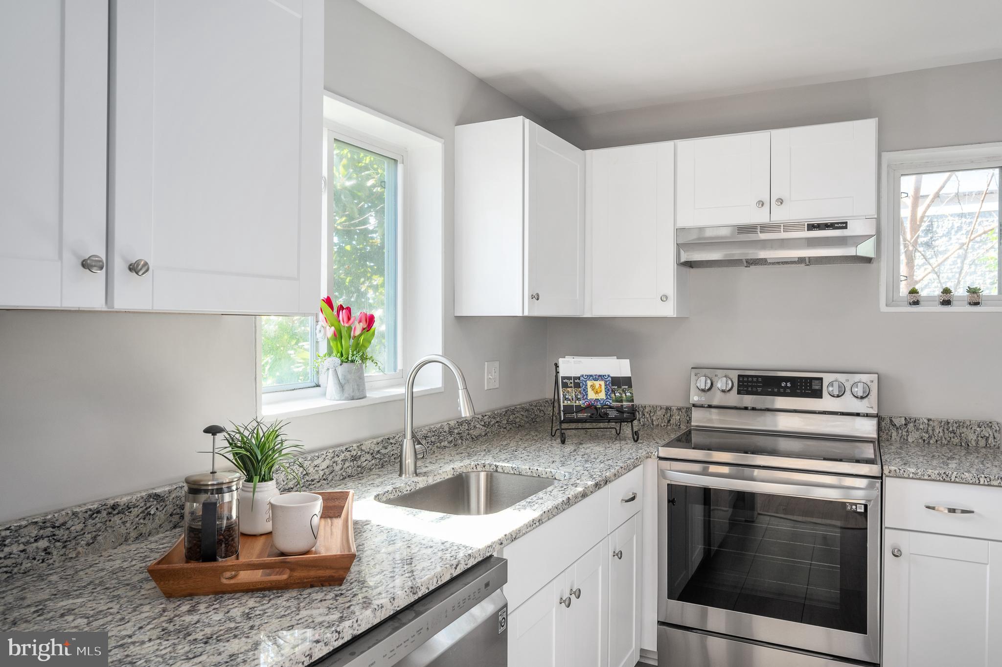 OAKCREST - Residential