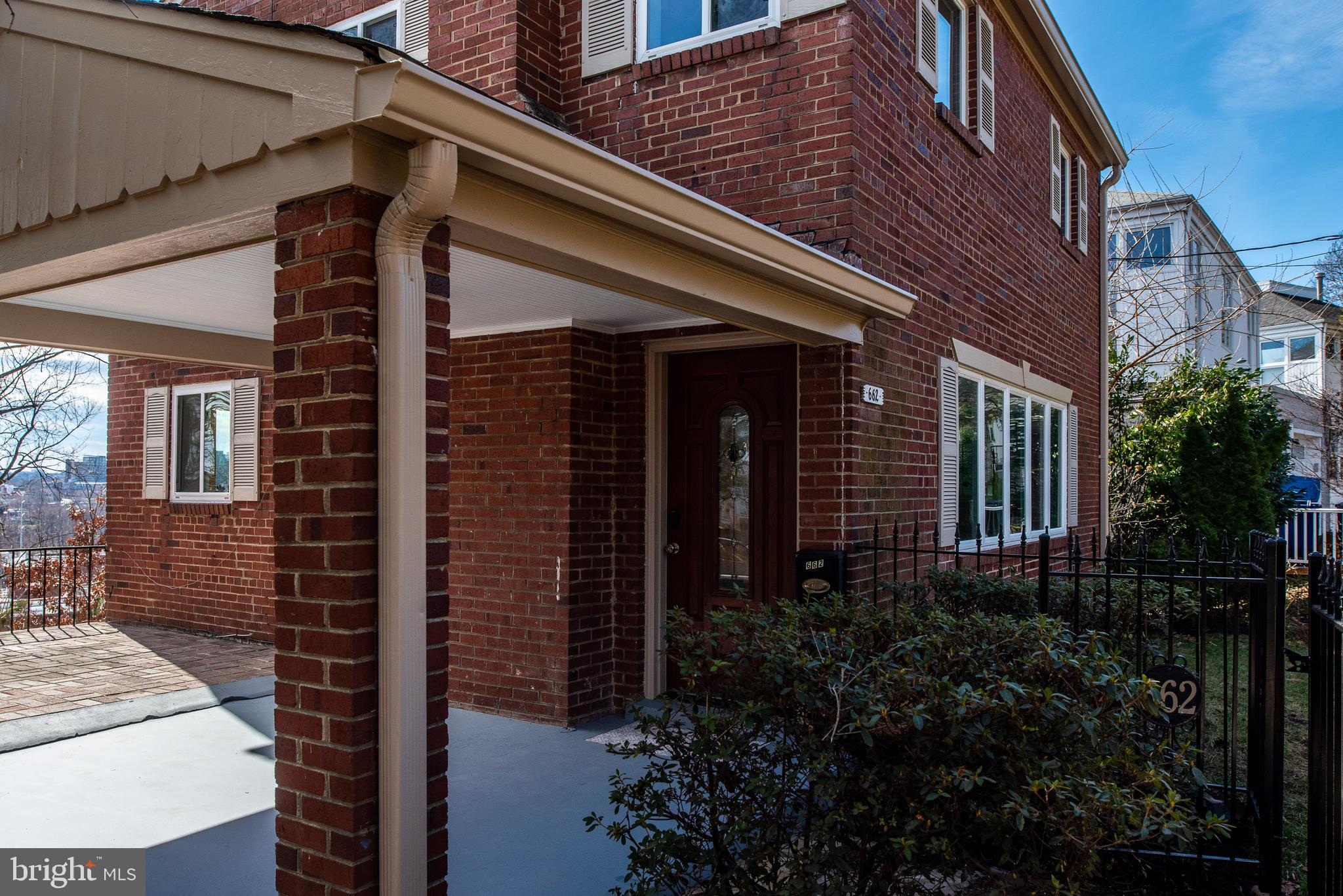 OAKCREST - Residential