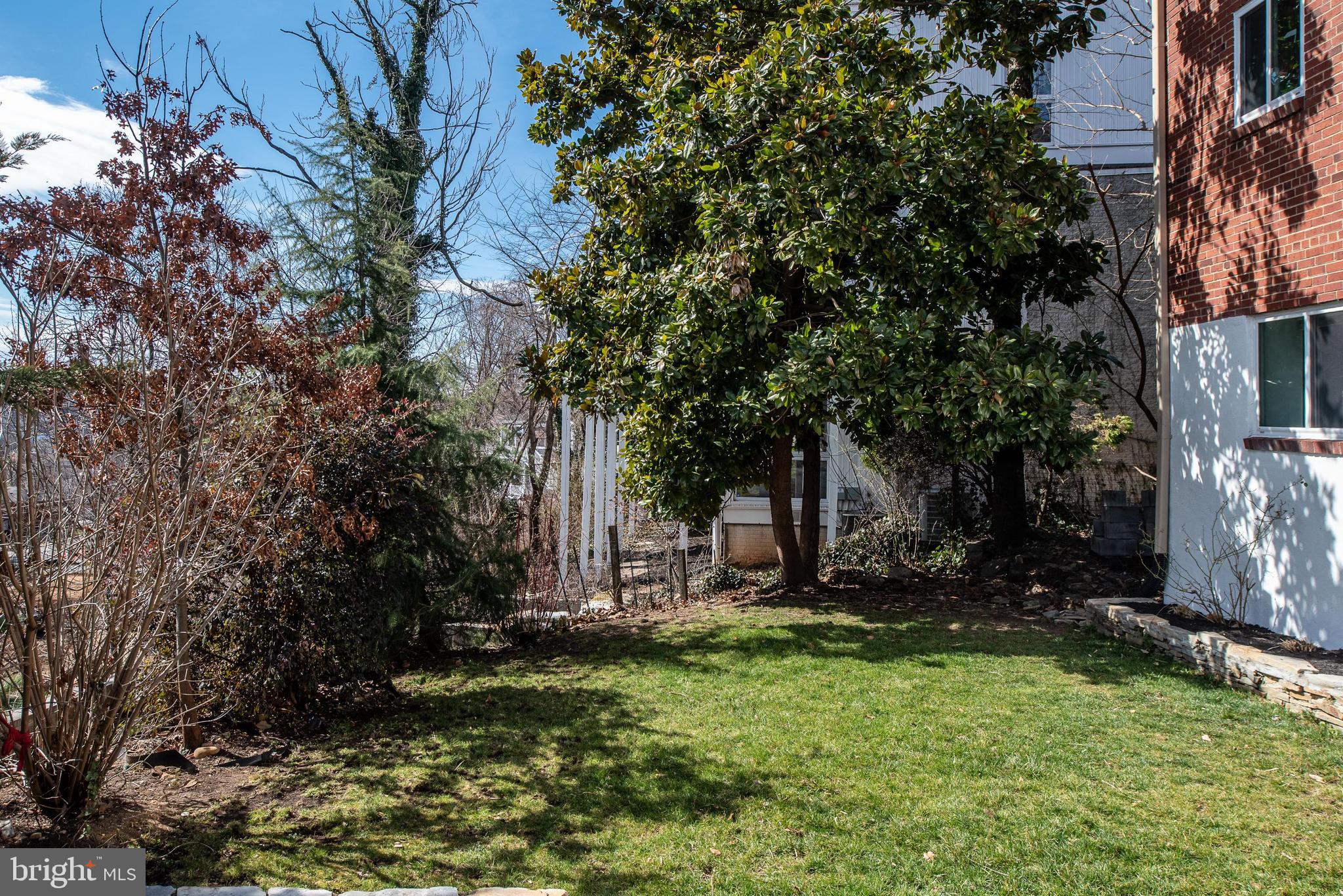 OAKCREST - Residential