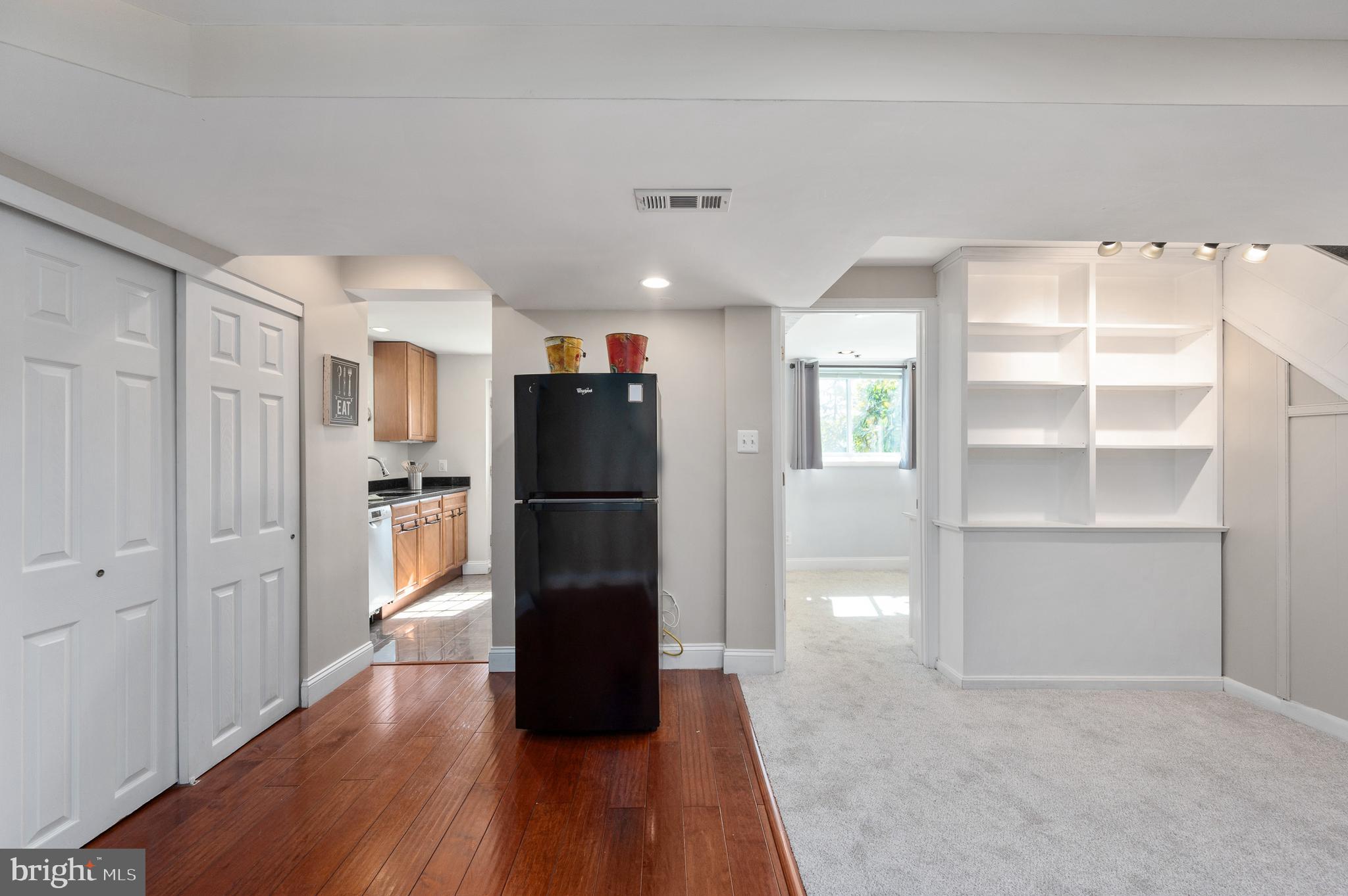 OAKCREST - Residential