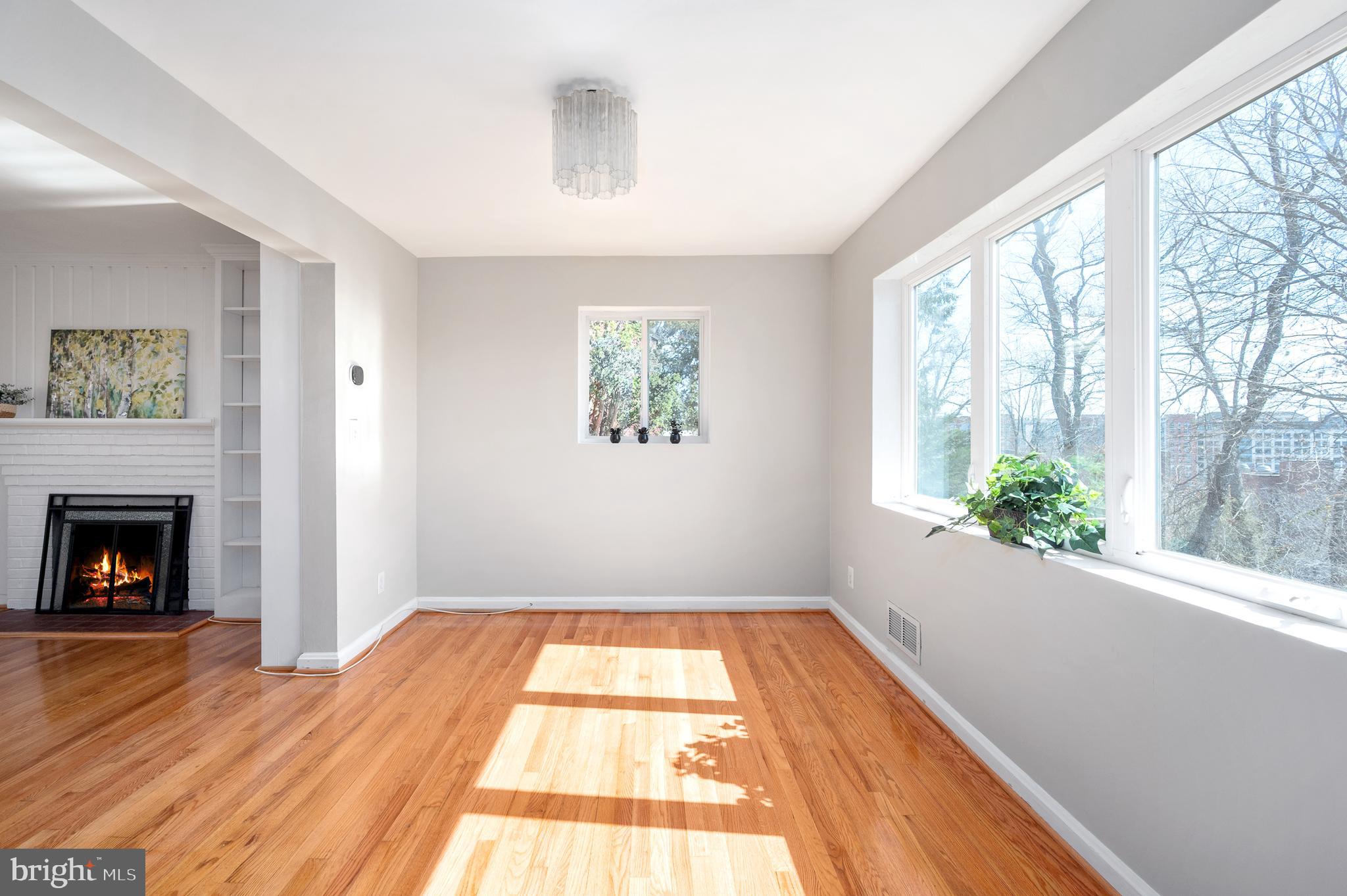 OAKCREST - Residential