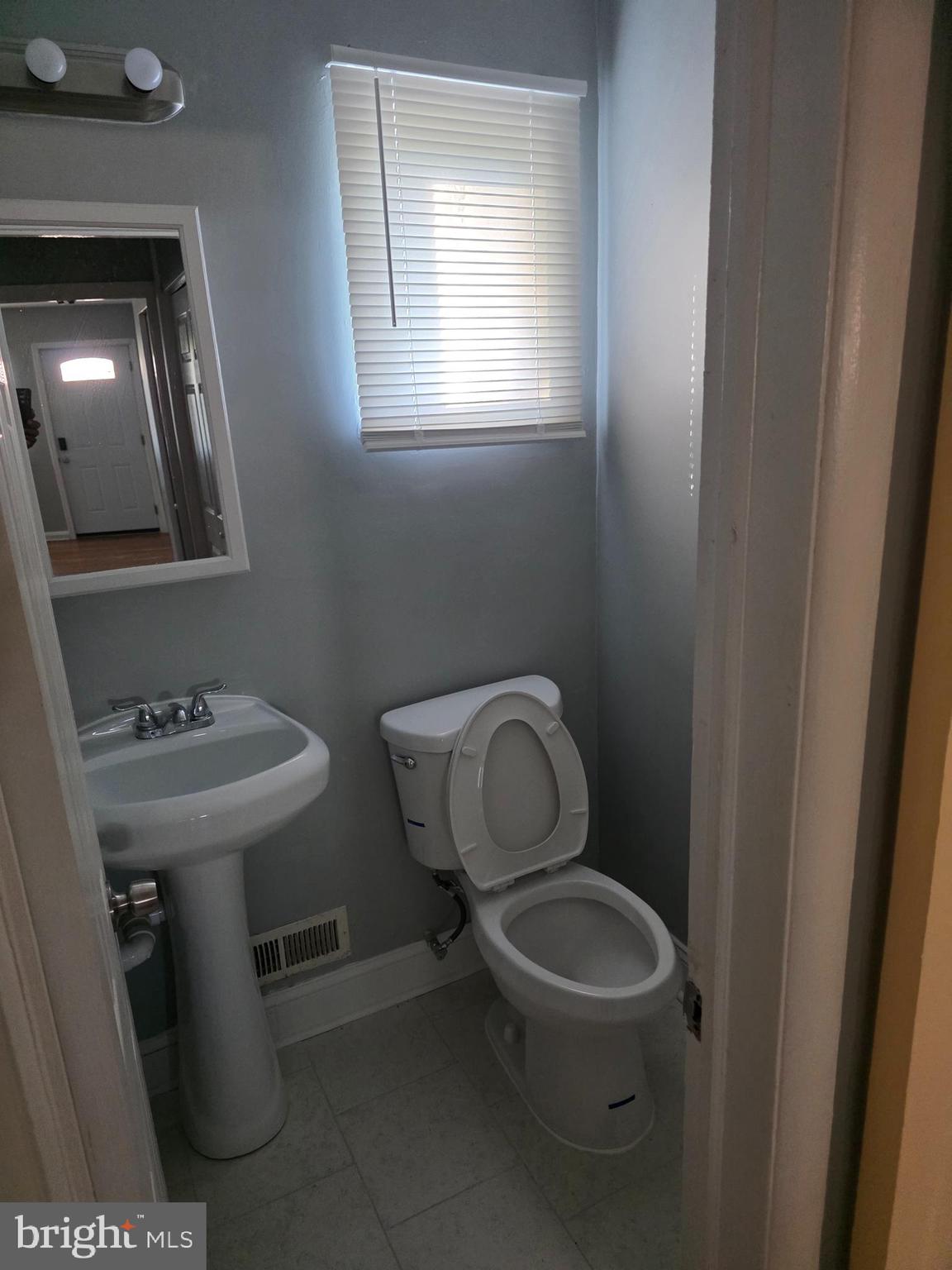 WEST ARLINGTON - Residential Lease