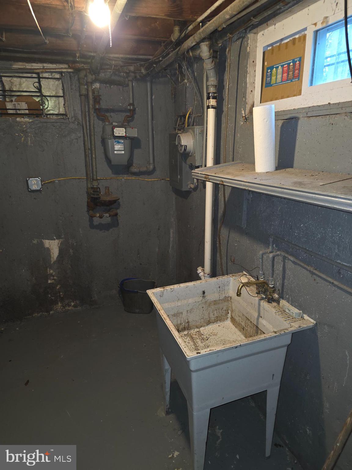 WEST ARLINGTON - Residential Lease