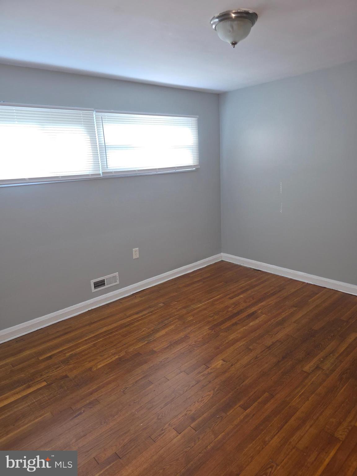 WEST ARLINGTON - Residential Lease