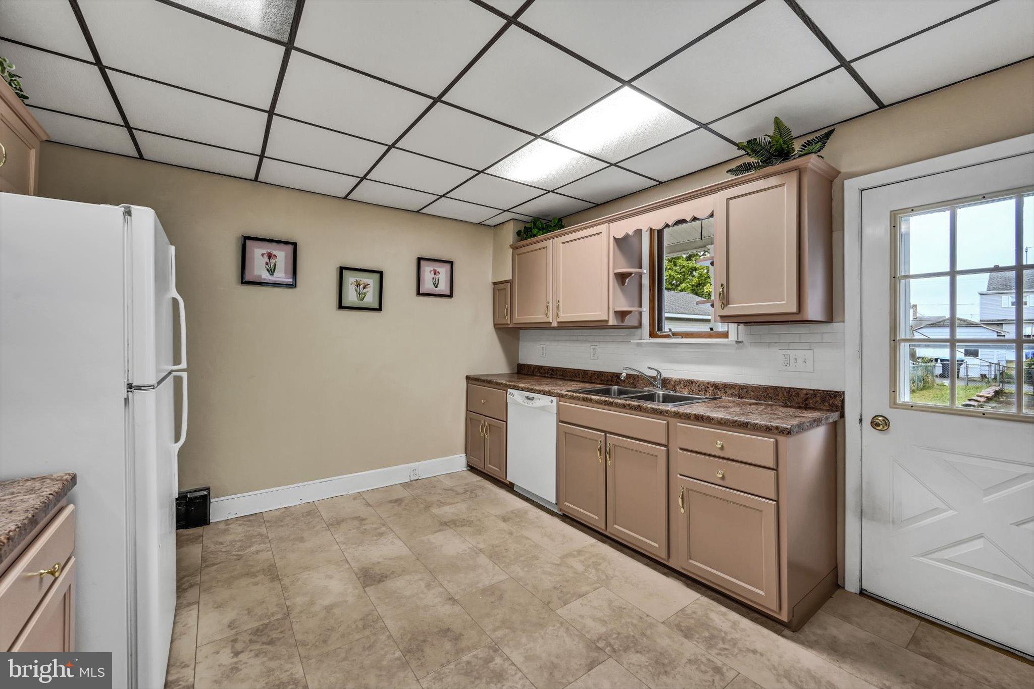 ENGLEWOOD - Residential