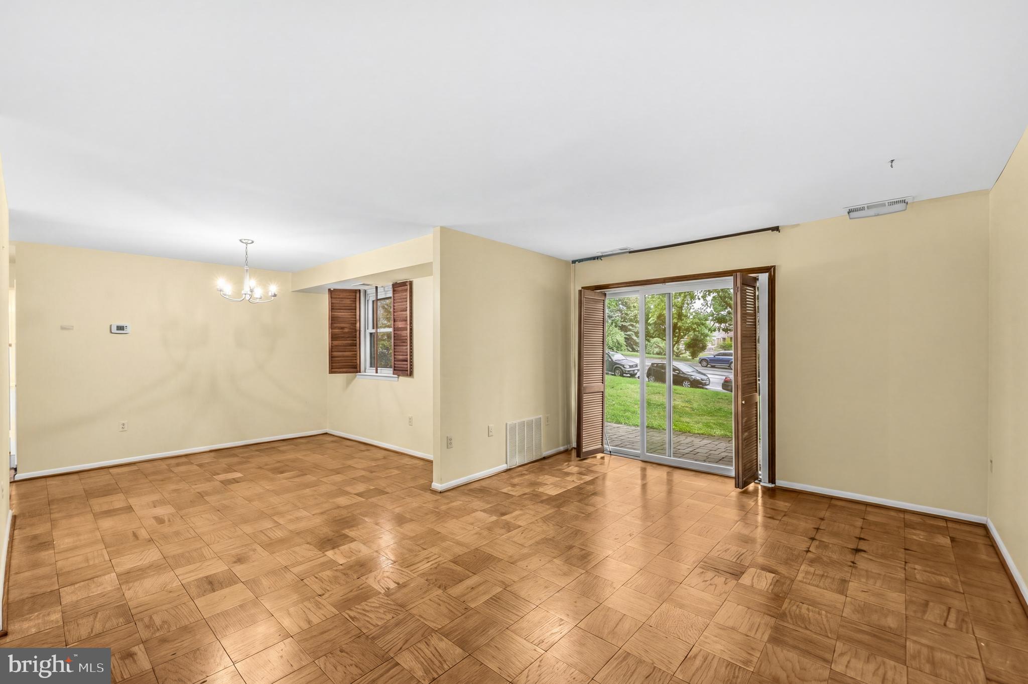 GLENWAYE GARDENS - Residential