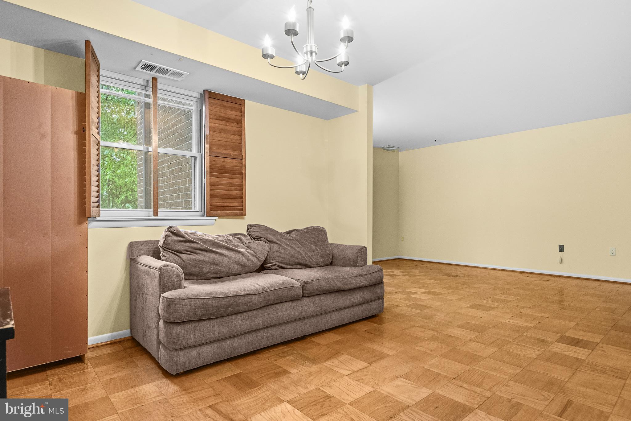 GLENWAYE GARDENS - Residential