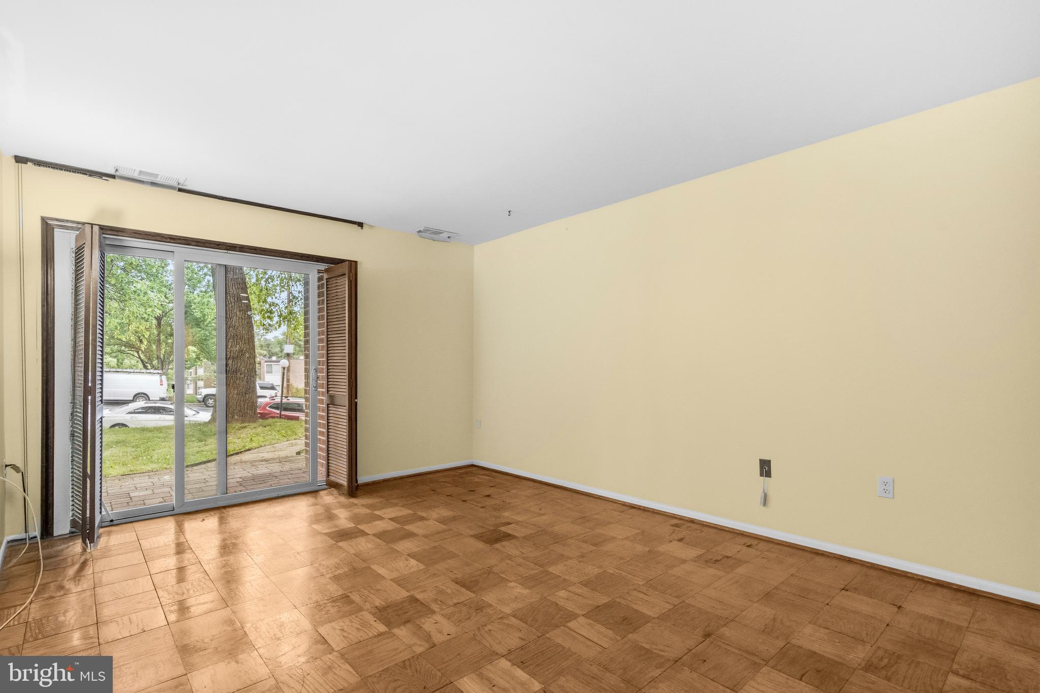 GLENWAYE GARDENS - Residential