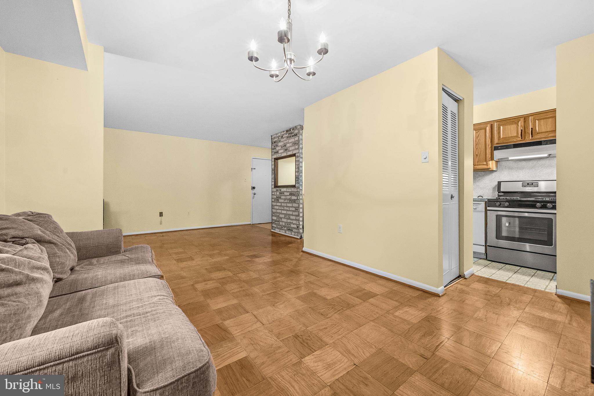 GLENWAYE GARDENS - Residential