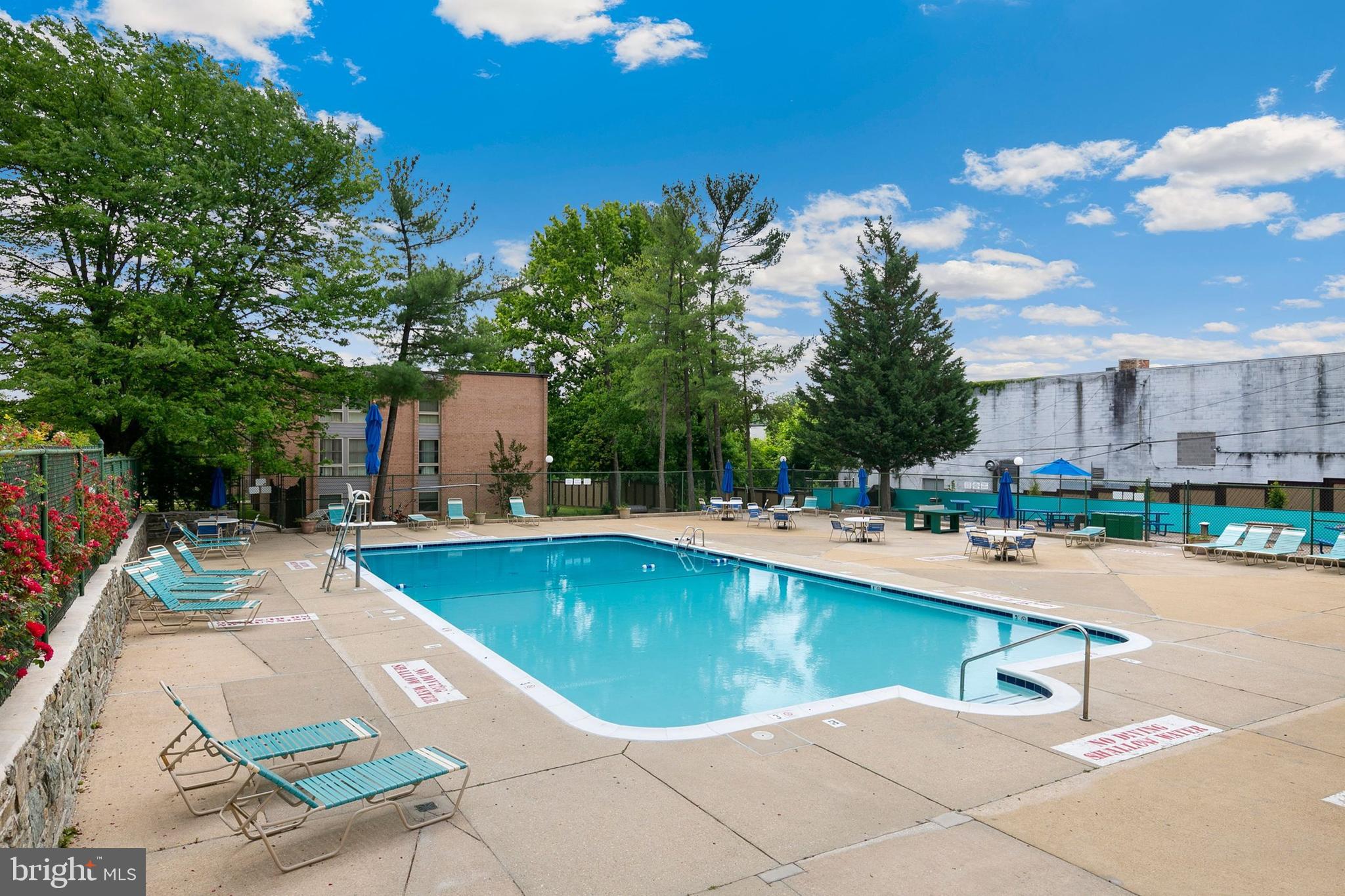 GLENWAYE GARDENS - Residential