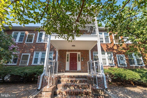 Photo of 305 Duncan Avenue #D, ALEXANDRIA, VA 22301 (MLS # VAAX2065250)