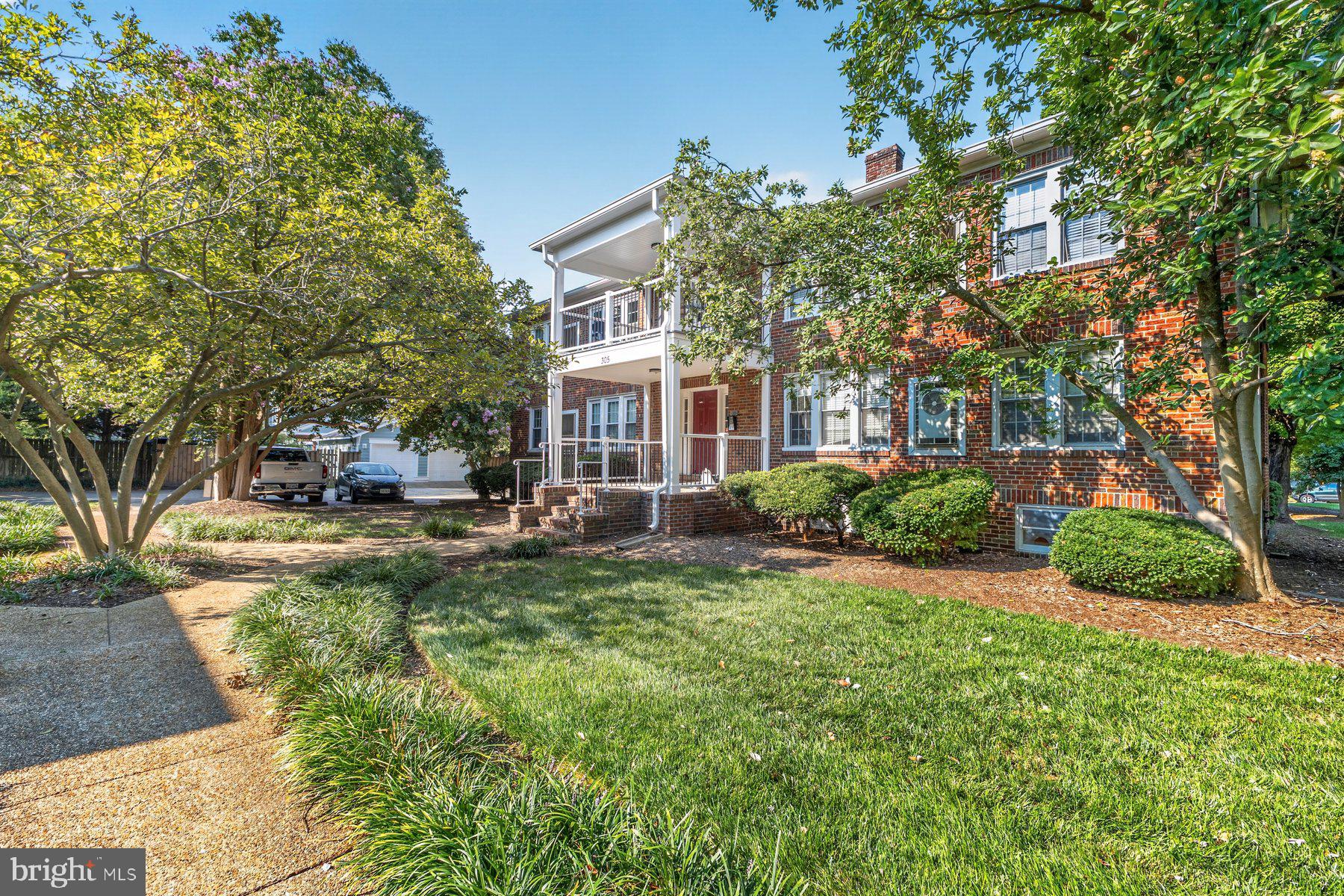 305 DUNCAN AVENUE D