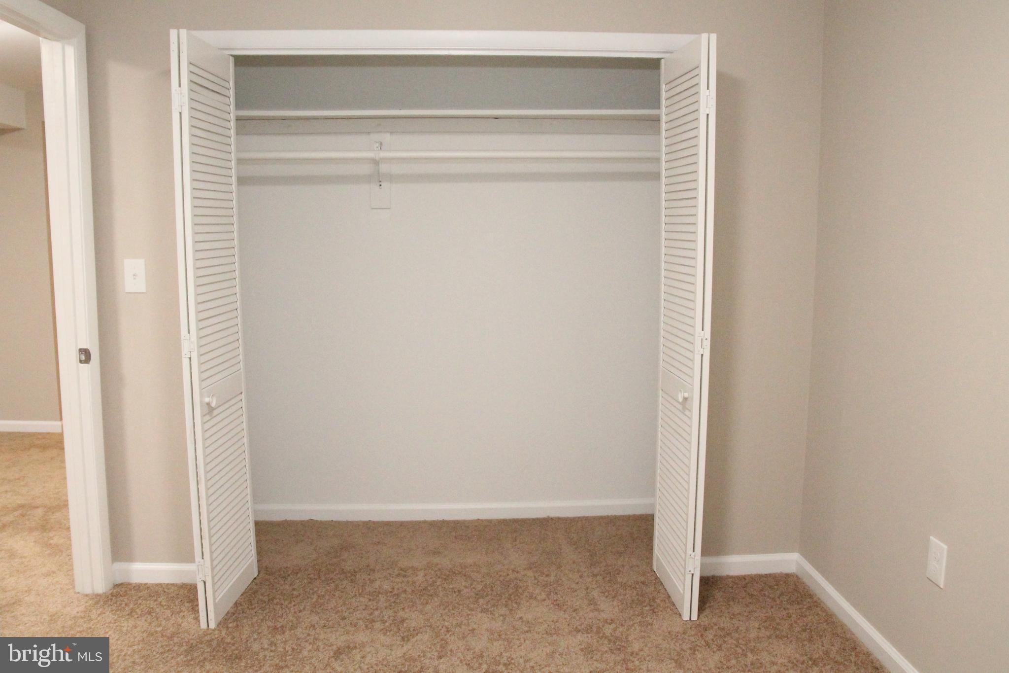 MURRAY HILL - Residential