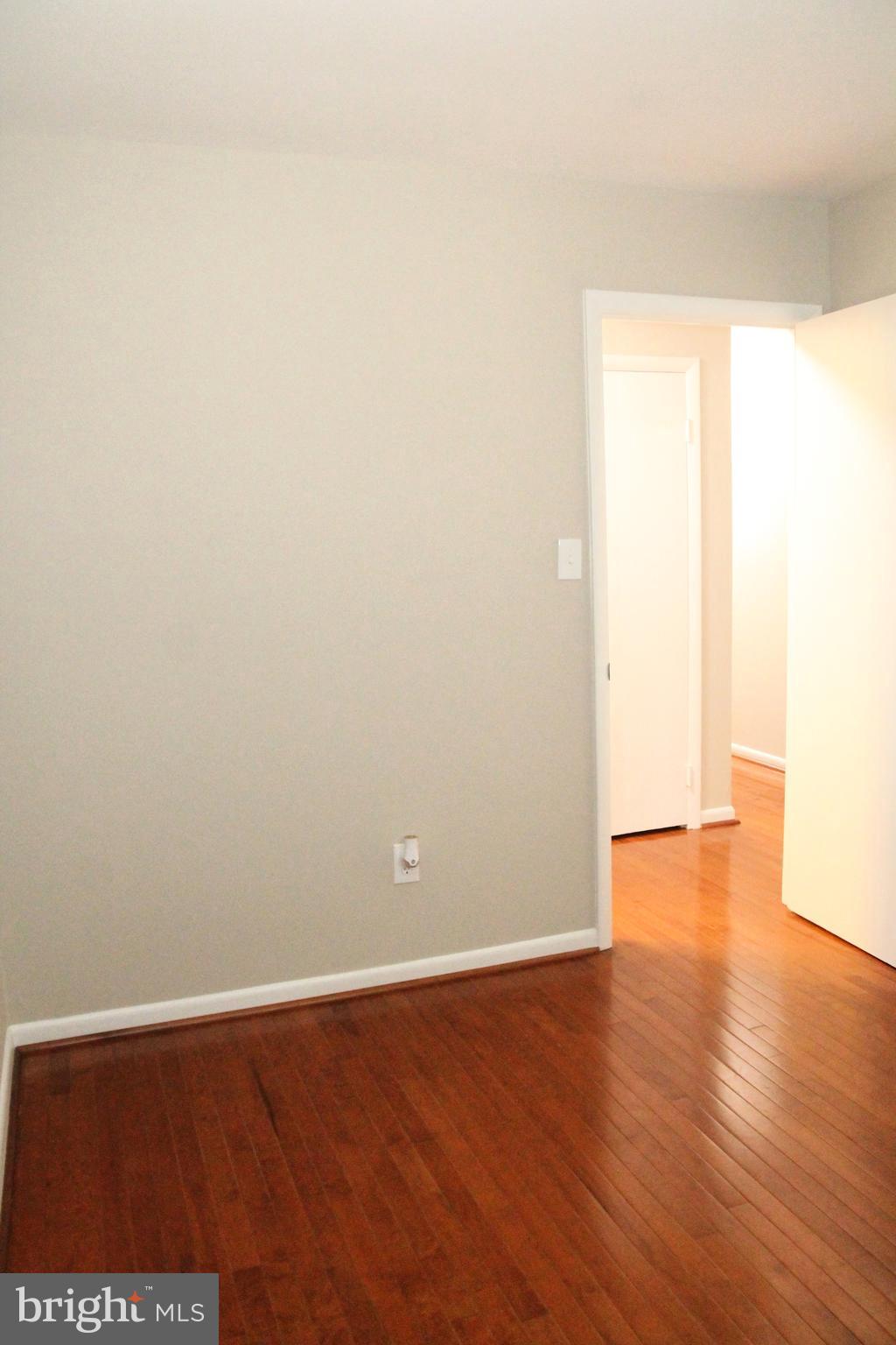 MURRAY HILL - Residential