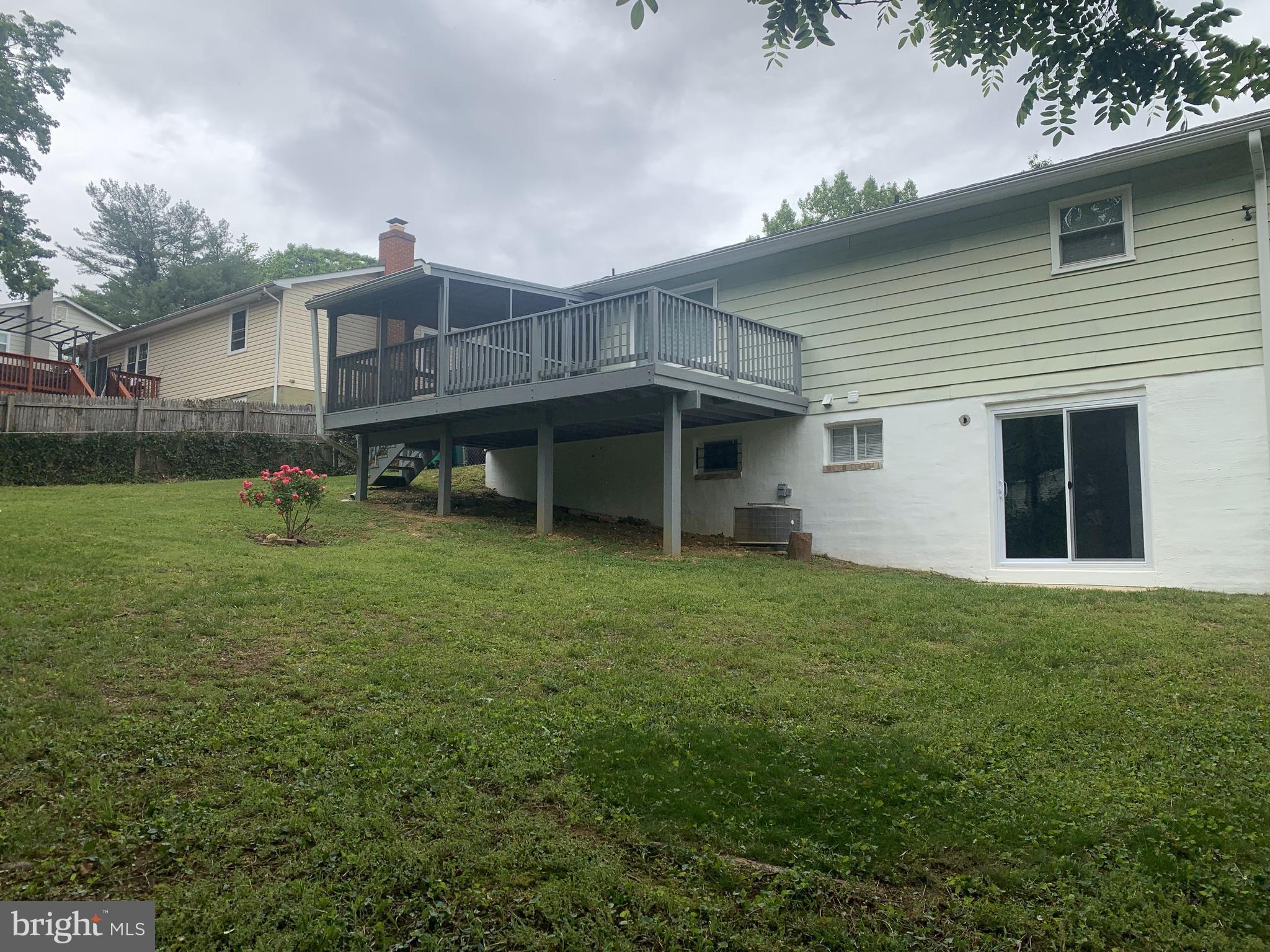 MURRAY HILL - Residential