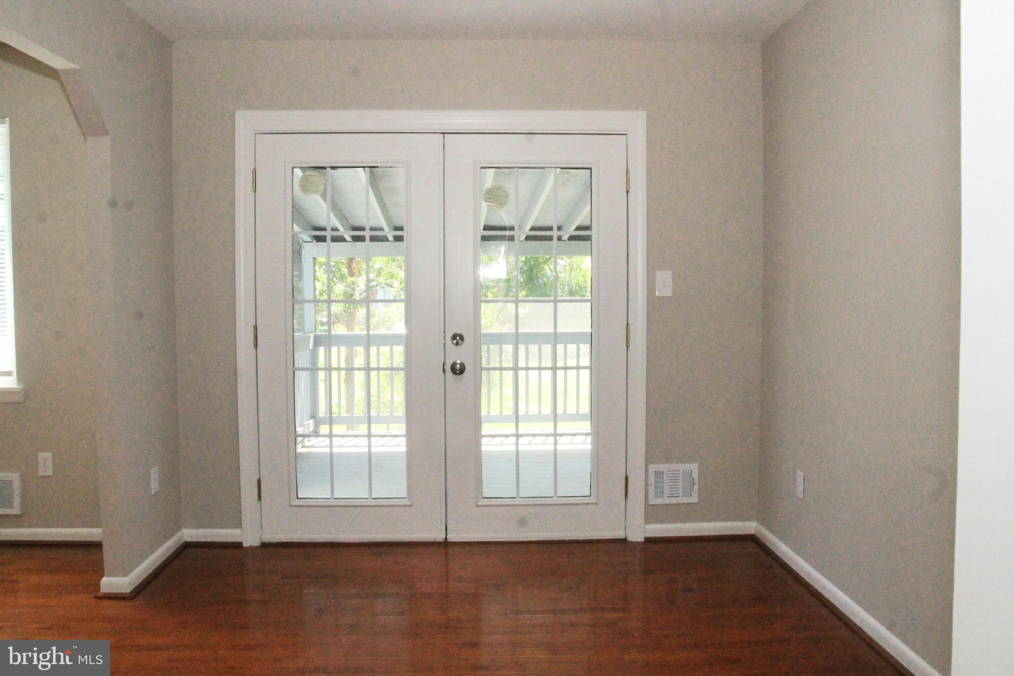 MURRAY HILL - Residential