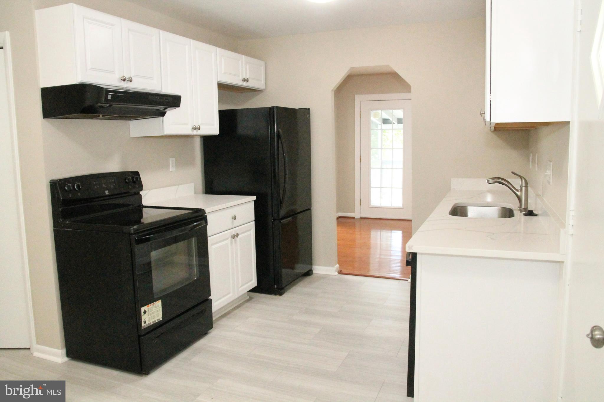 MURRAY HILL - Residential