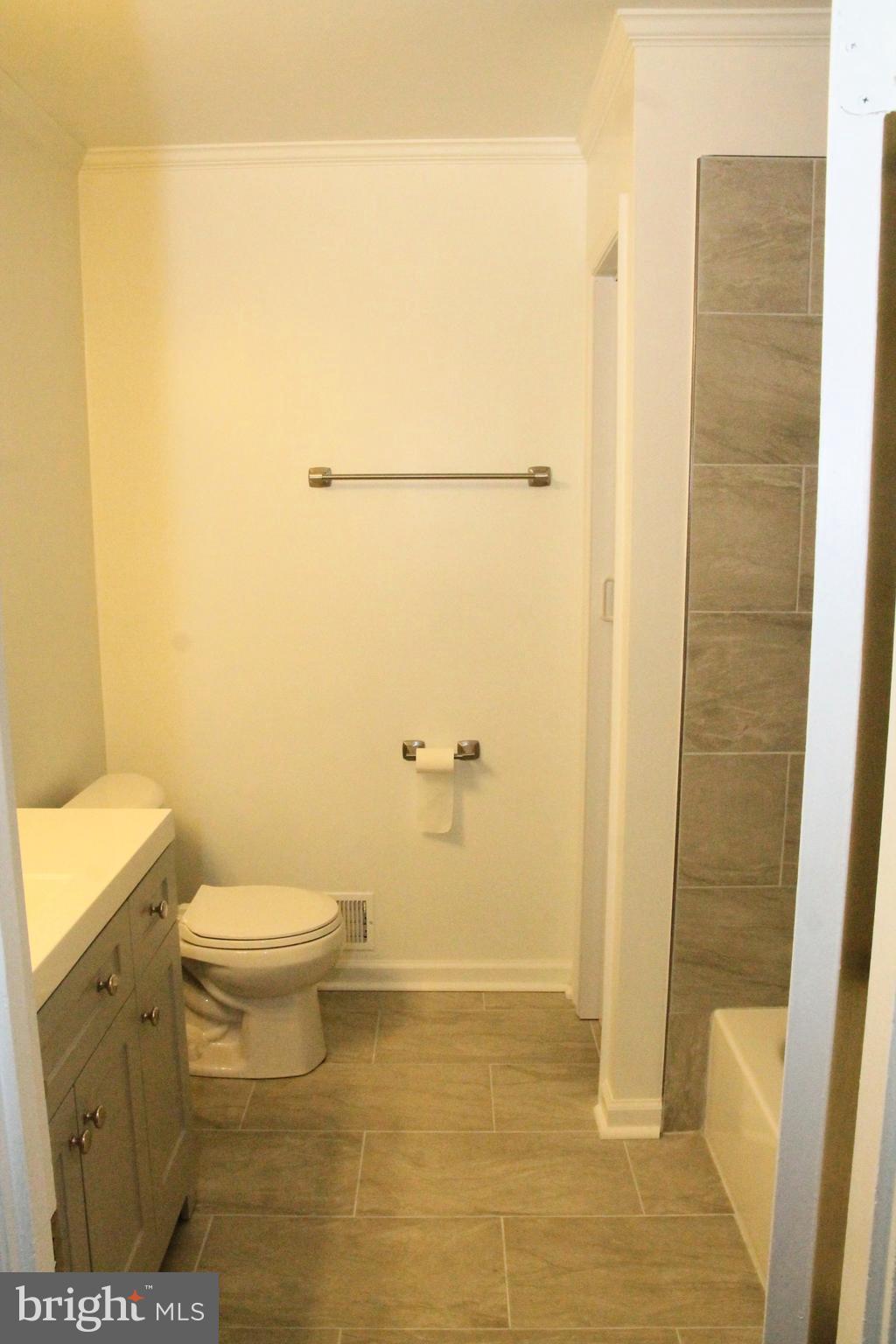 MURRAY HILL - Residential