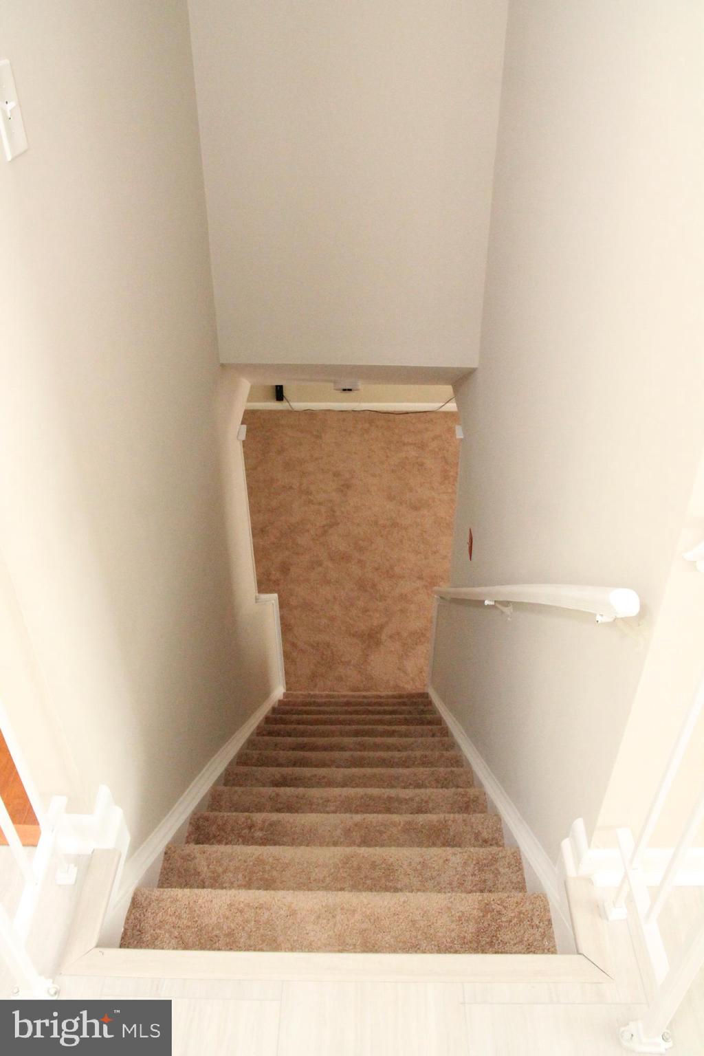 MURRAY HILL - Residential