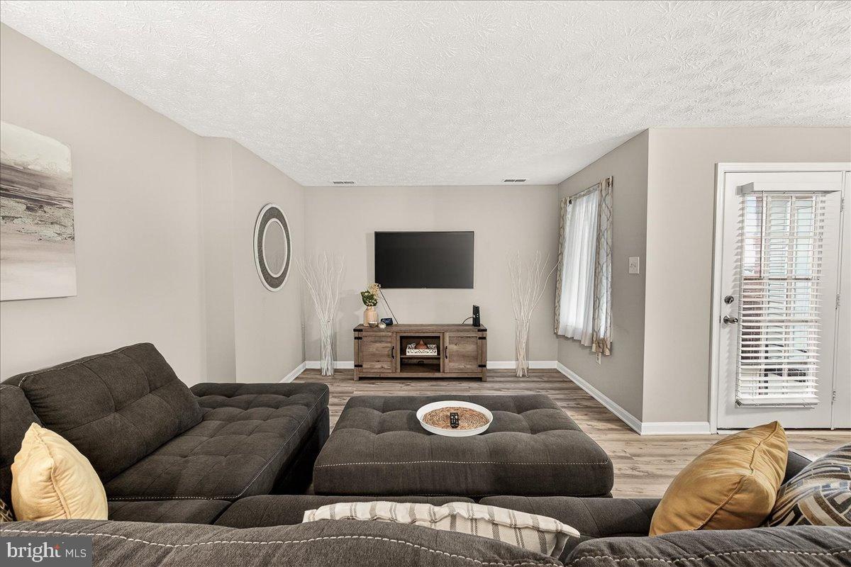 OLD FARM STATION - Residential