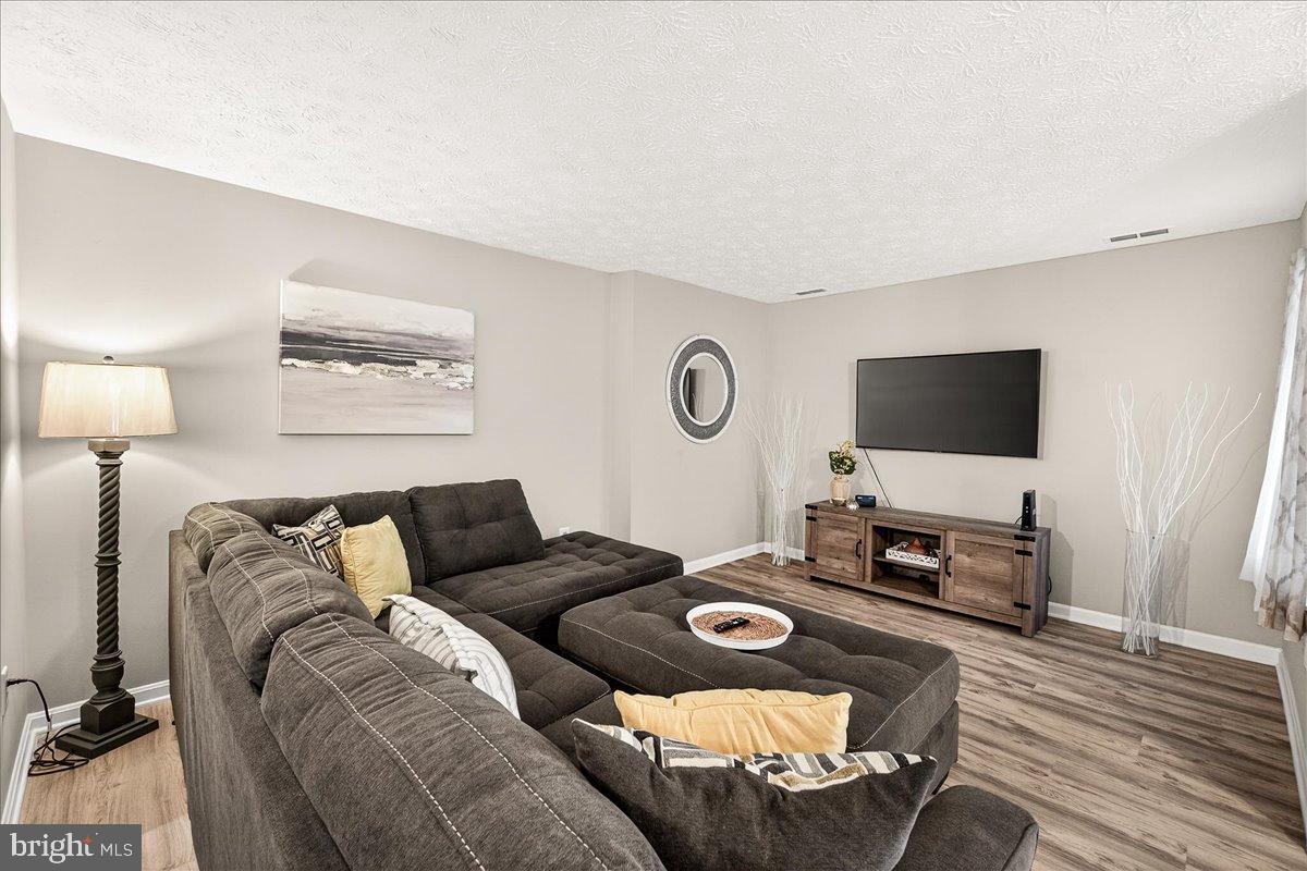 OLD FARM STATION - Residential