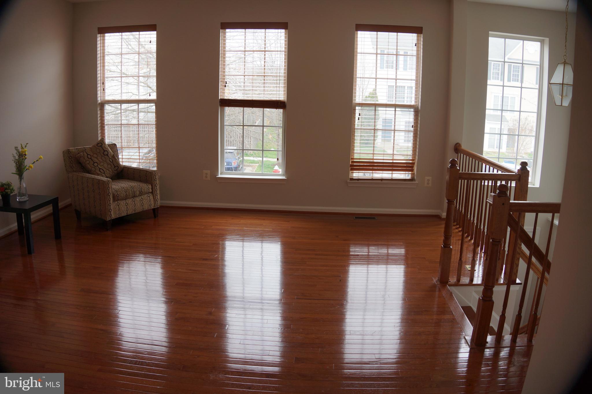 SOUTH RIDING - Residential Lease