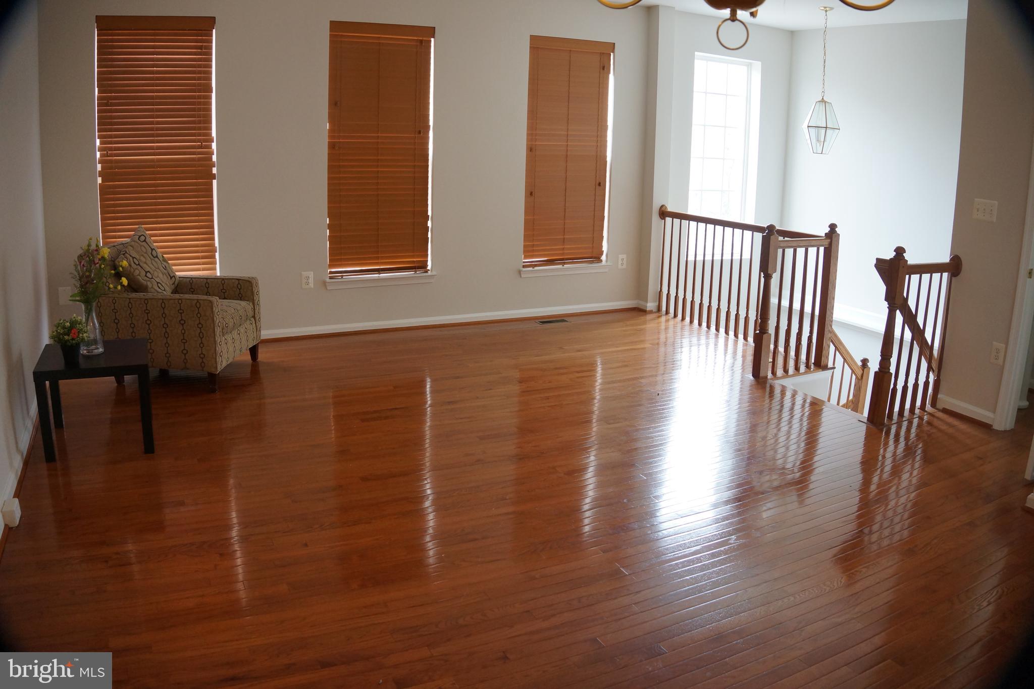 SOUTH RIDING - Residential Lease