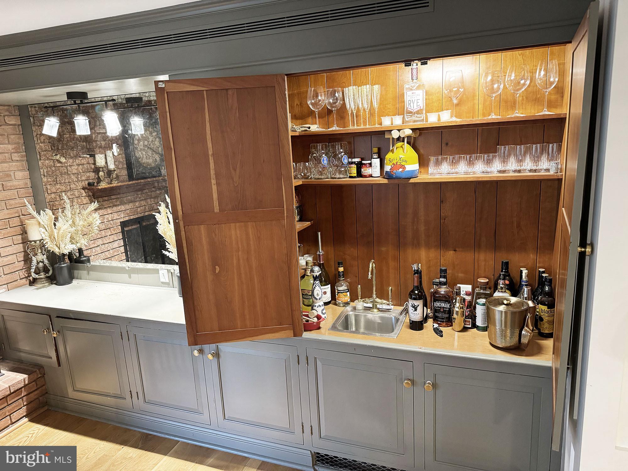 FOUNTAIN HEAD - Residential