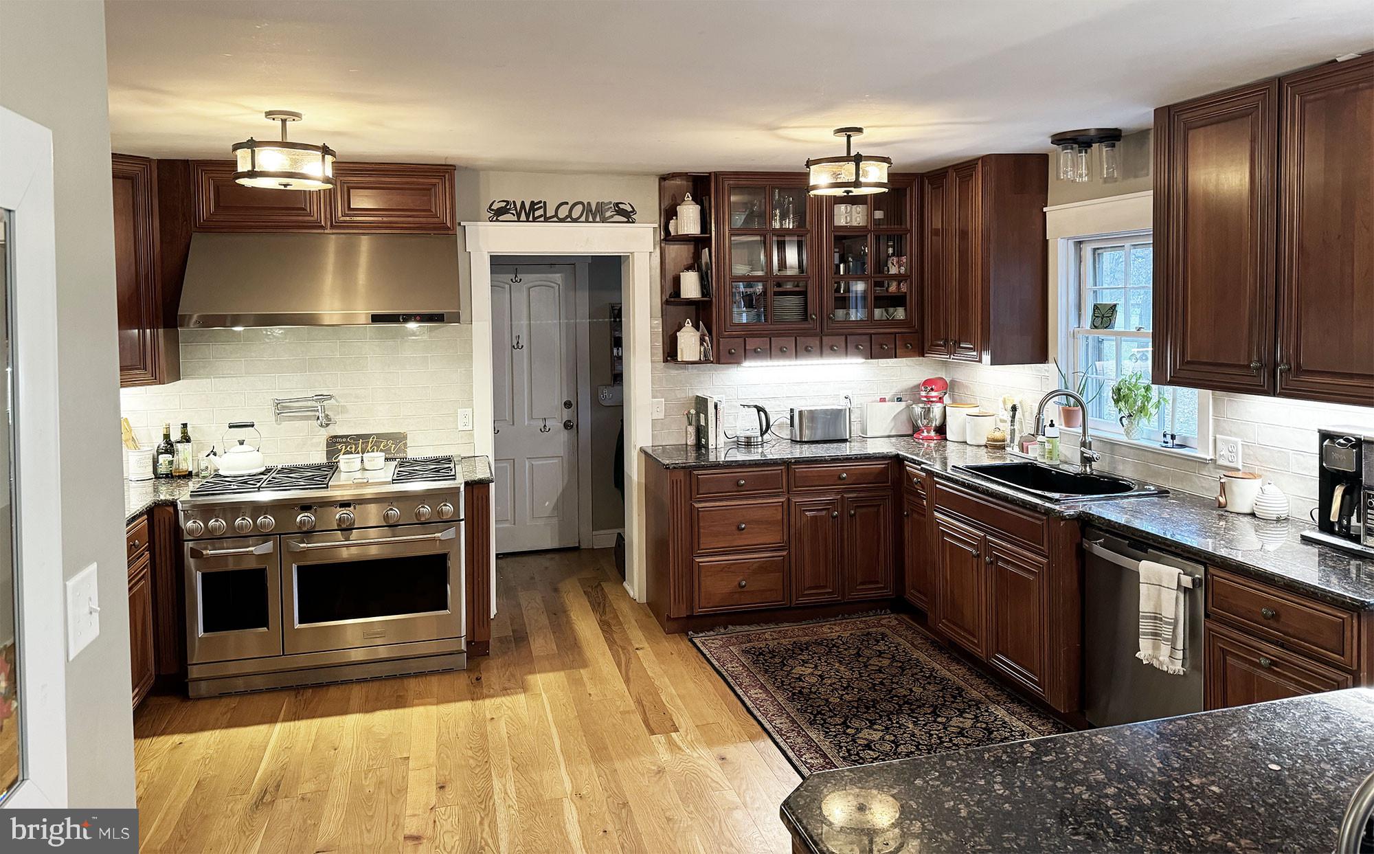 FOUNTAIN HEAD - Residential