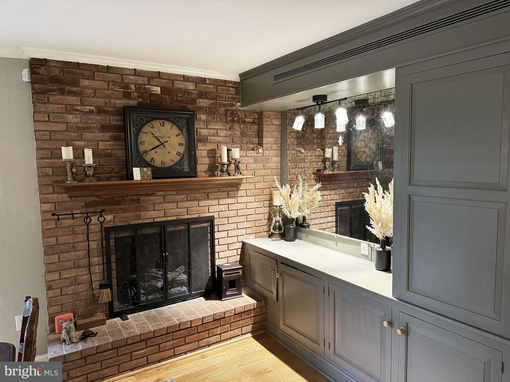 FOUNTAIN HEAD - Residential