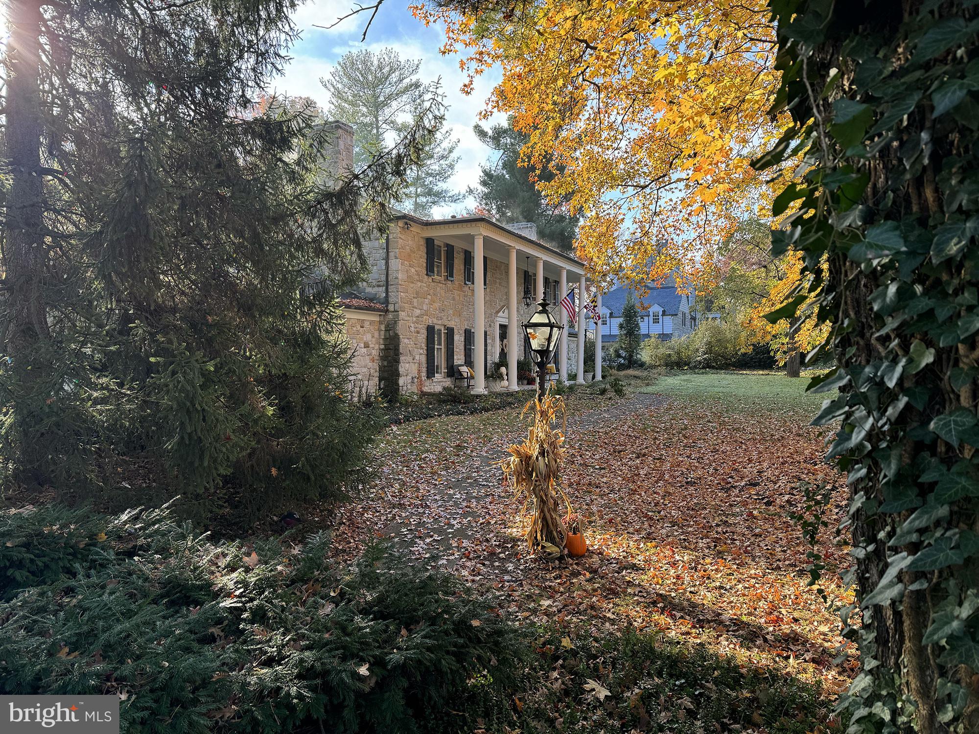 FOUNTAIN HEAD - Residential