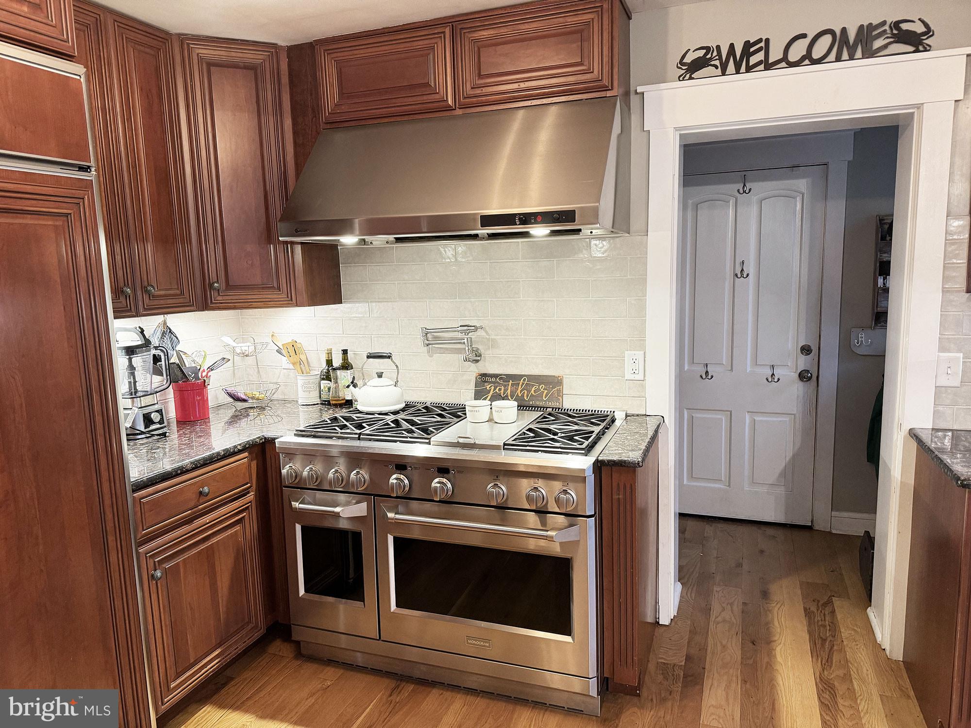 FOUNTAIN HEAD - Residential