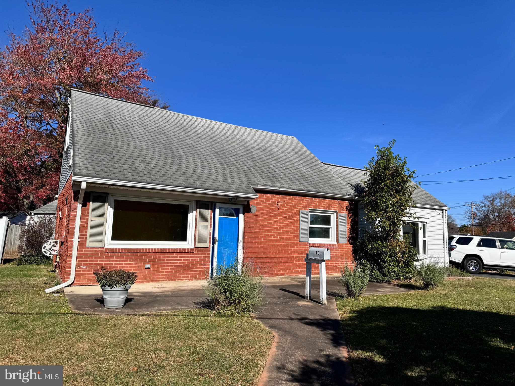 MANASSAS PARK - Residential