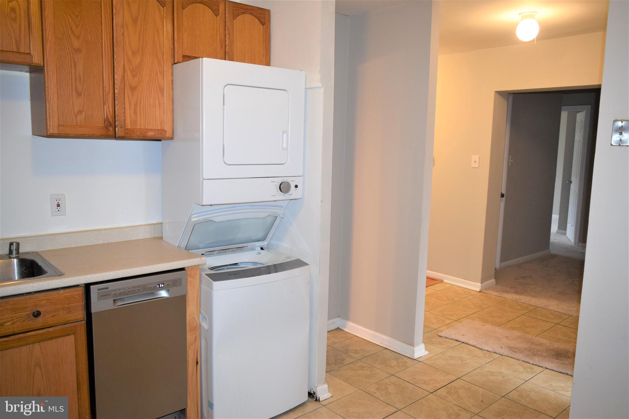 APPLEWALK - Residential