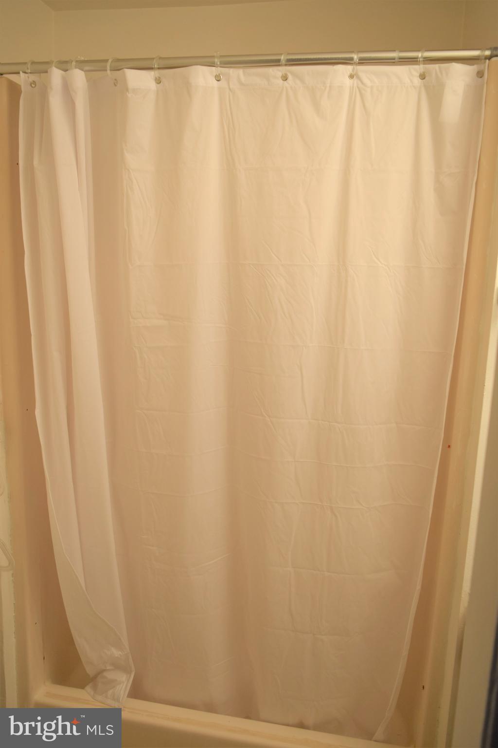 APPLEWALK - Residential