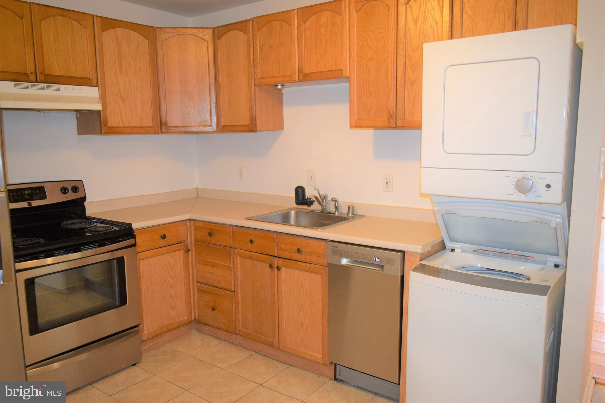 APPLEWALK - Residential