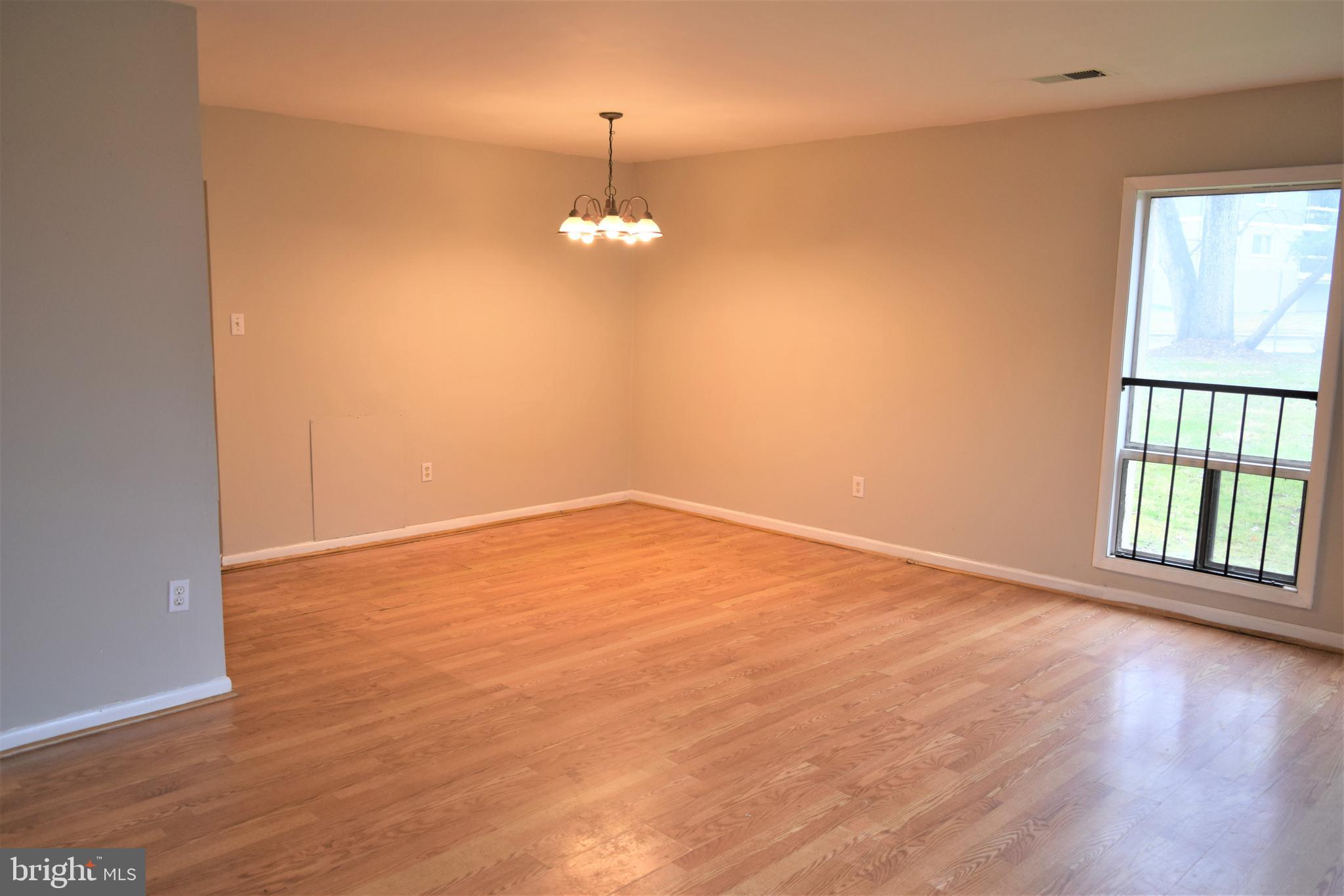 APPLEWALK - Residential