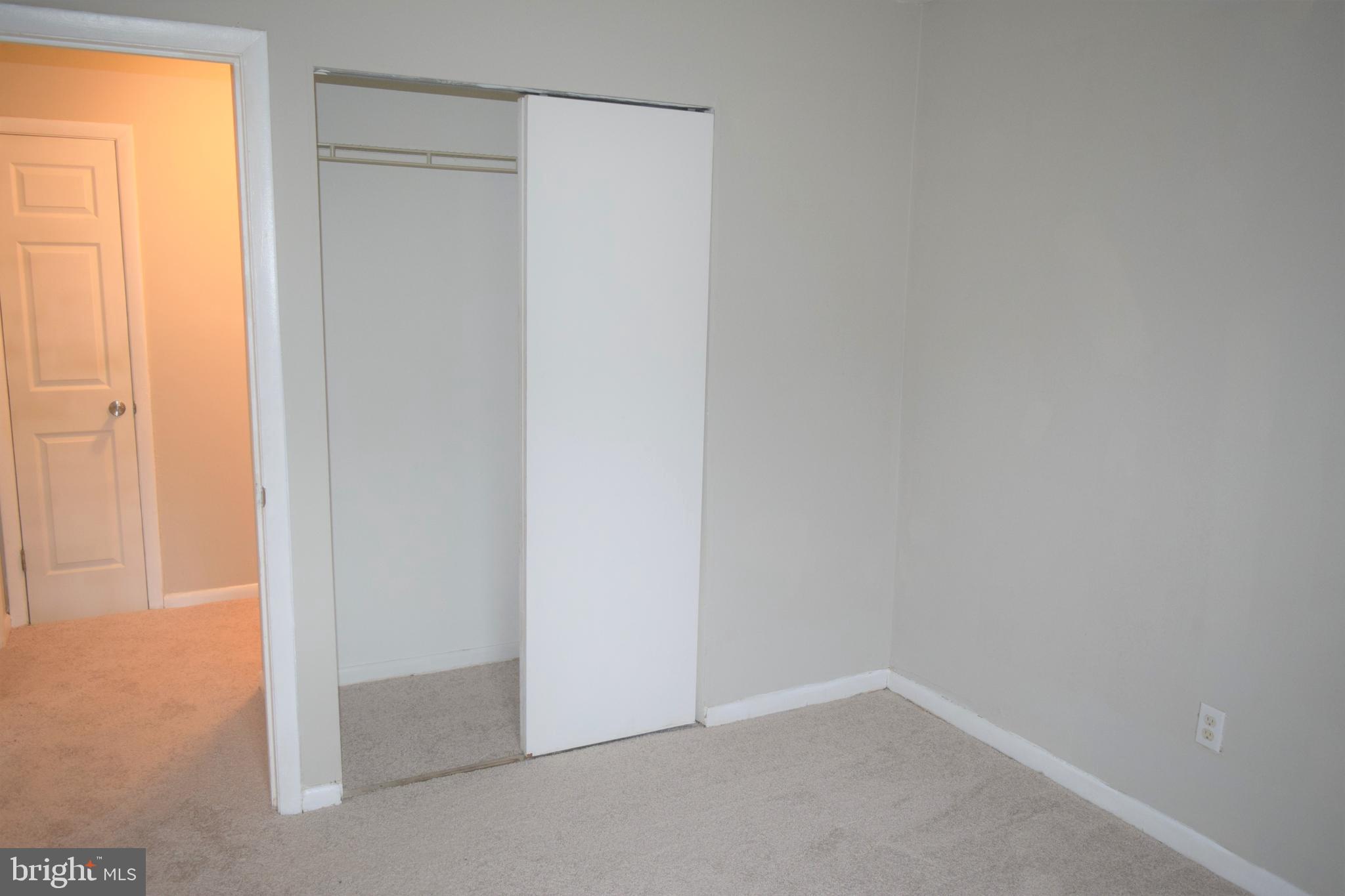 APPLEWALK - Residential