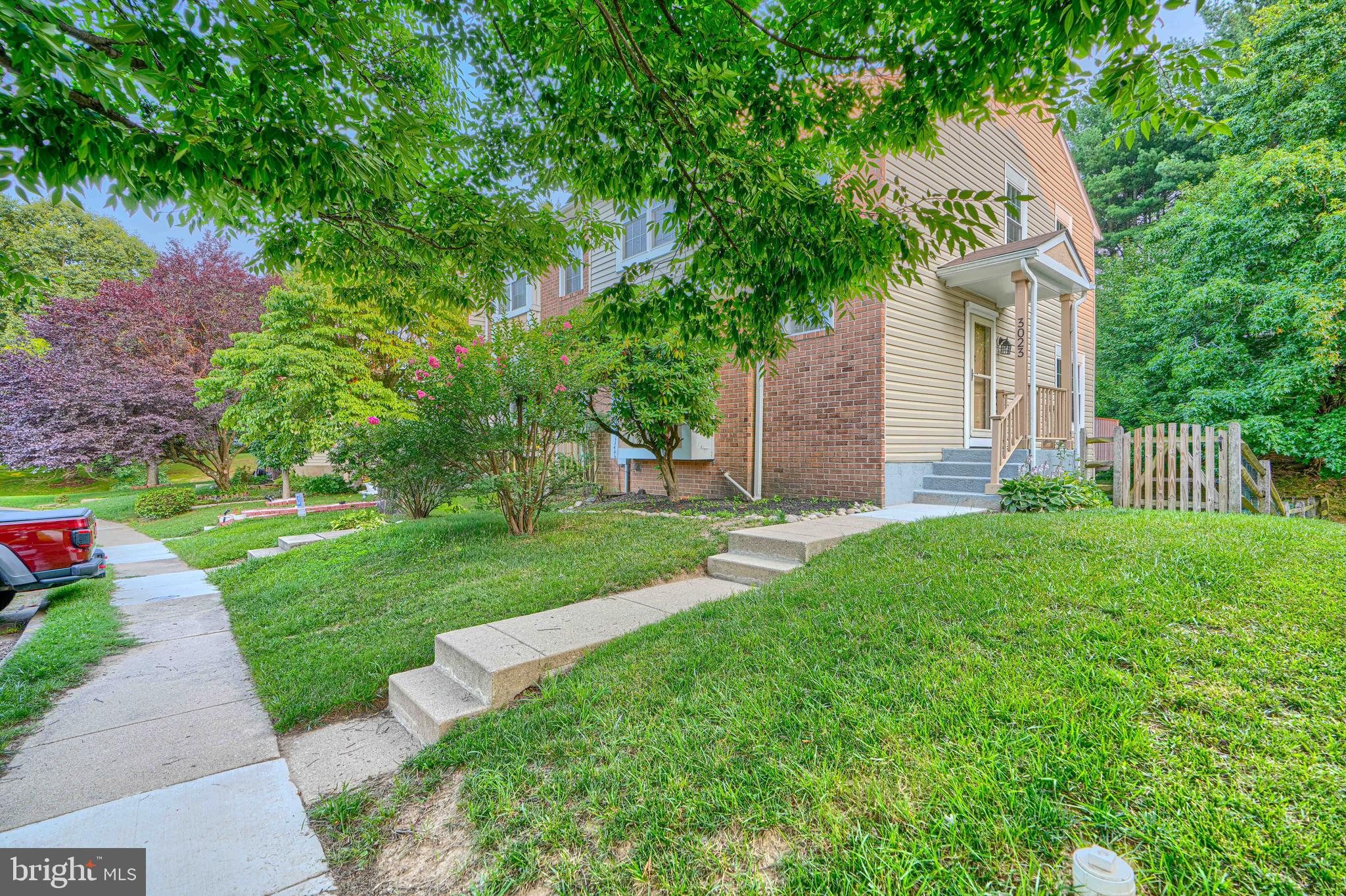 3023 N BRANCH LANE