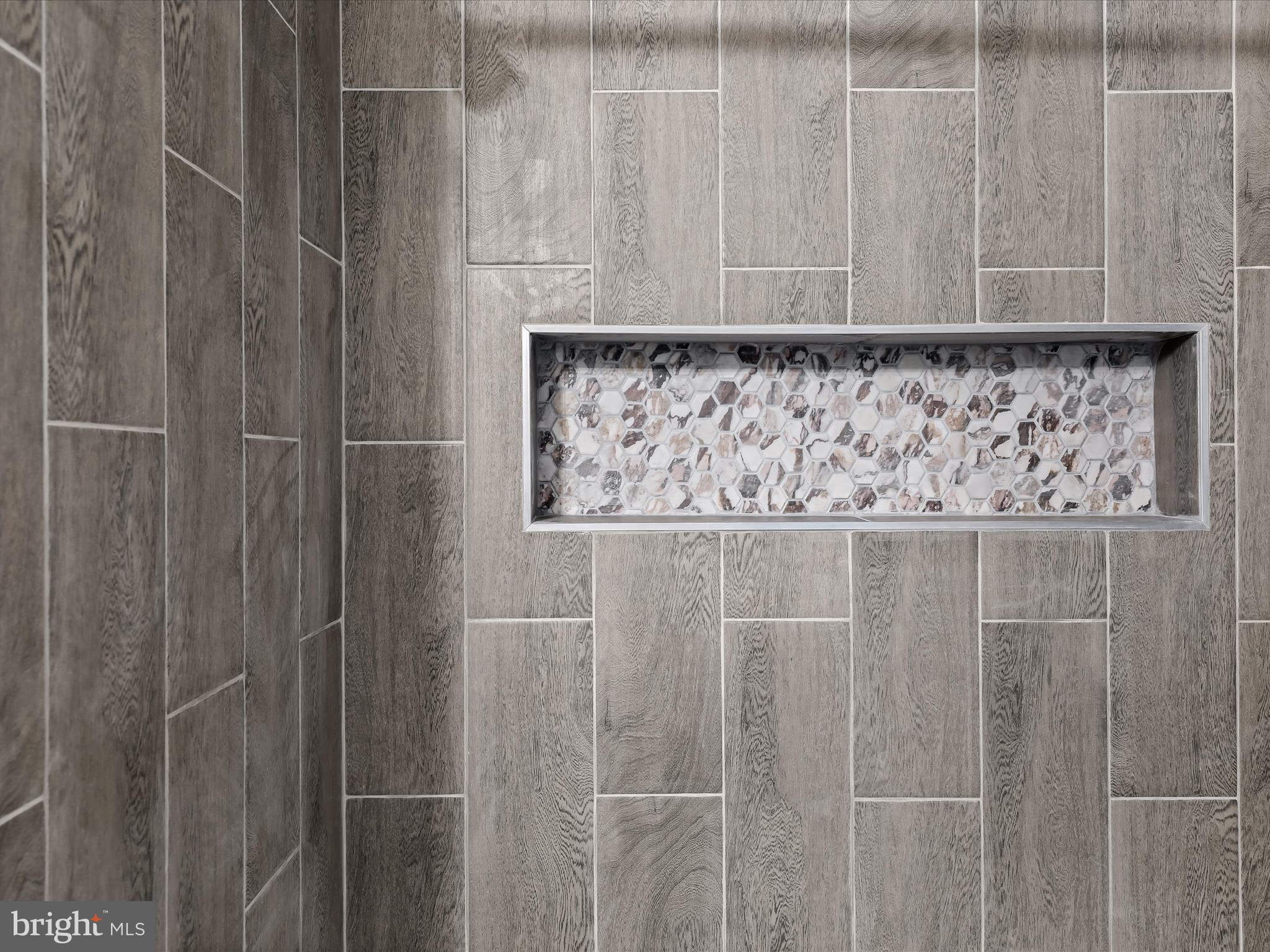 GWYNN ACRES - Residential