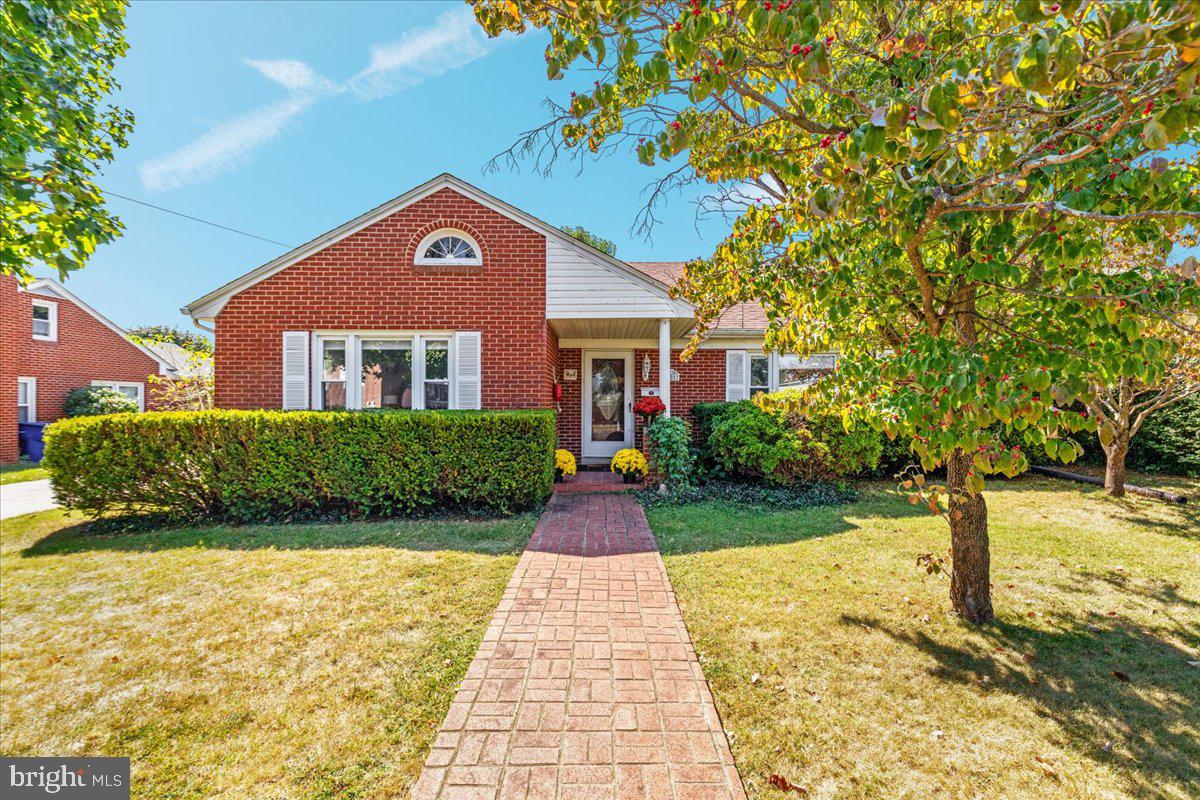 605 HAPPY CREEK ROAD