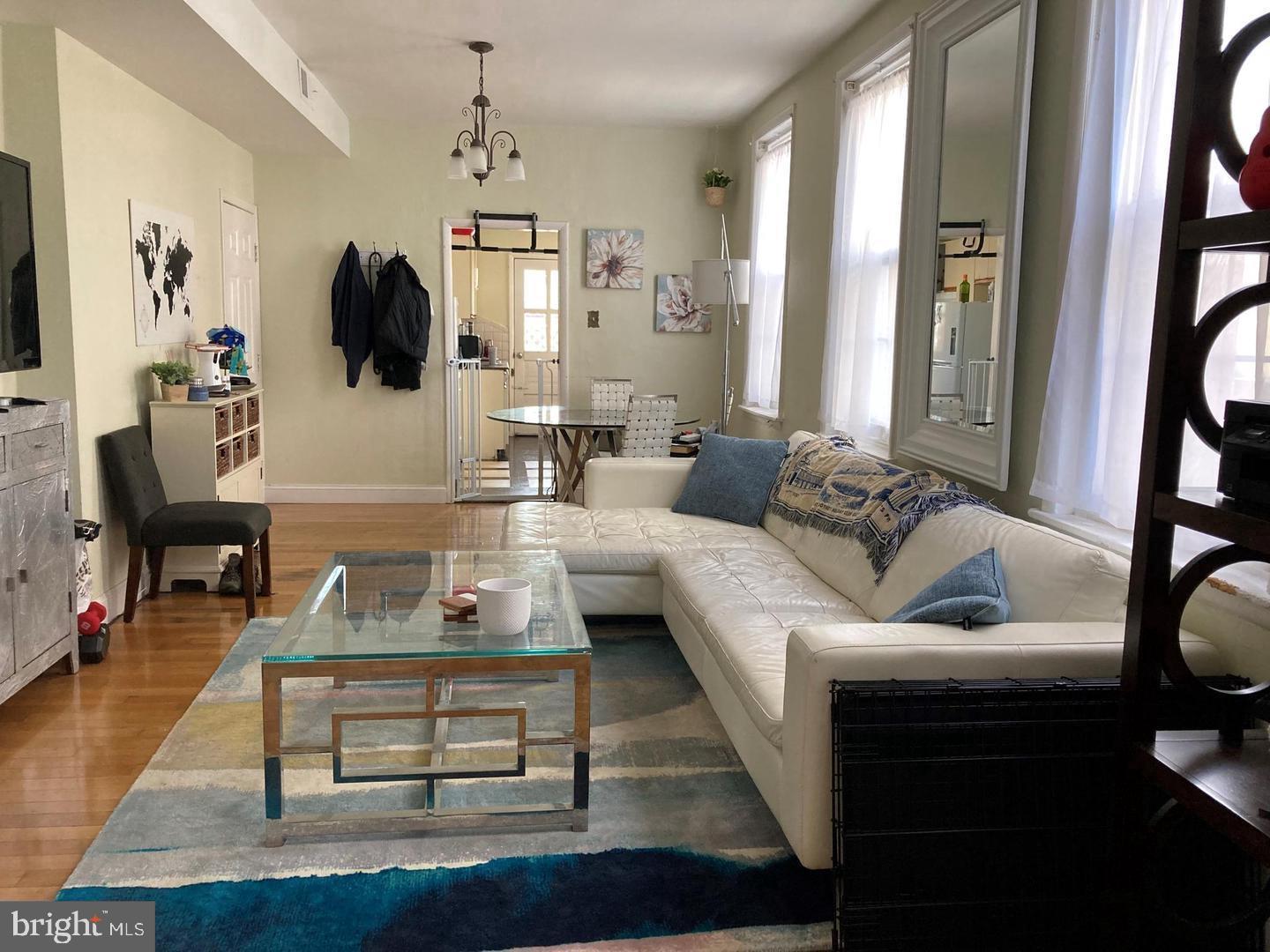 QUEEN VILLAGE - Residential Lease