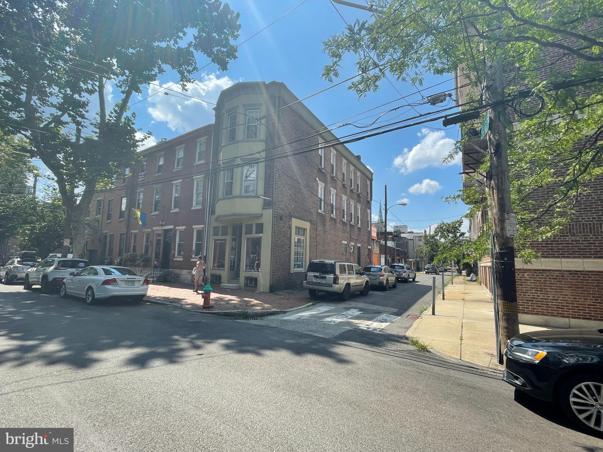 QUEEN VILLAGE - Residential Lease