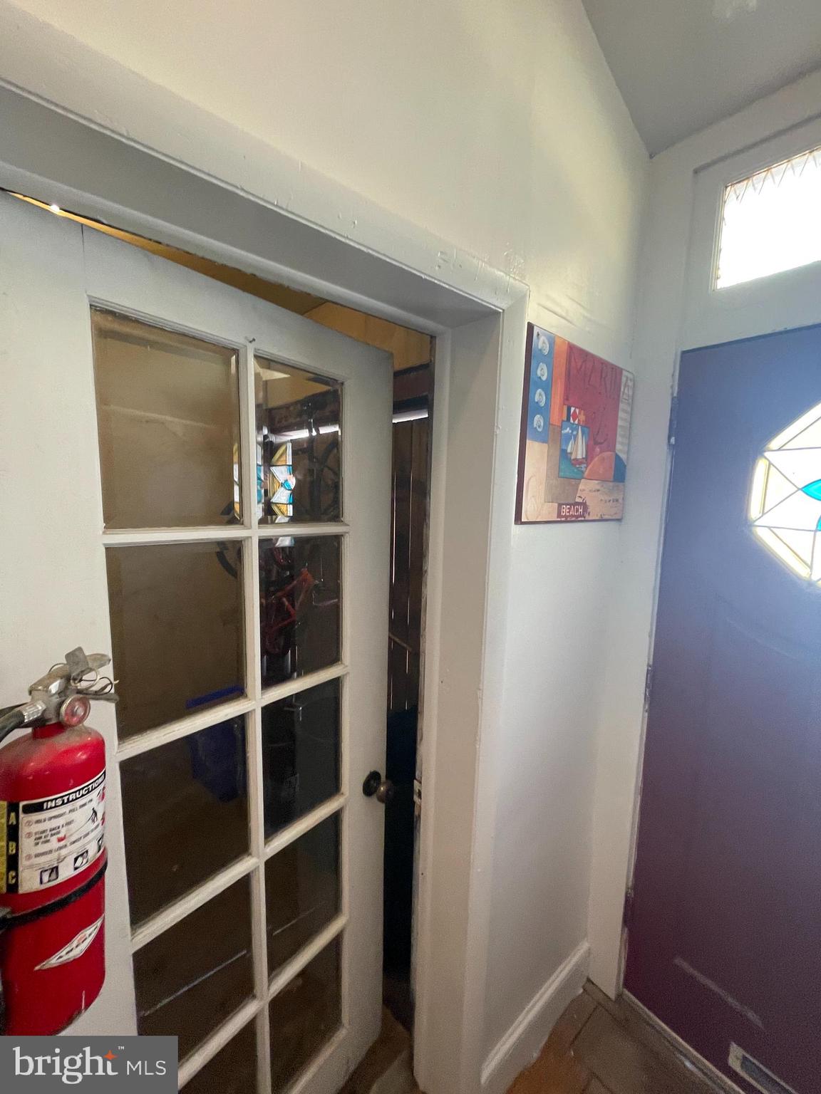 QUEEN VILLAGE - Residential Lease