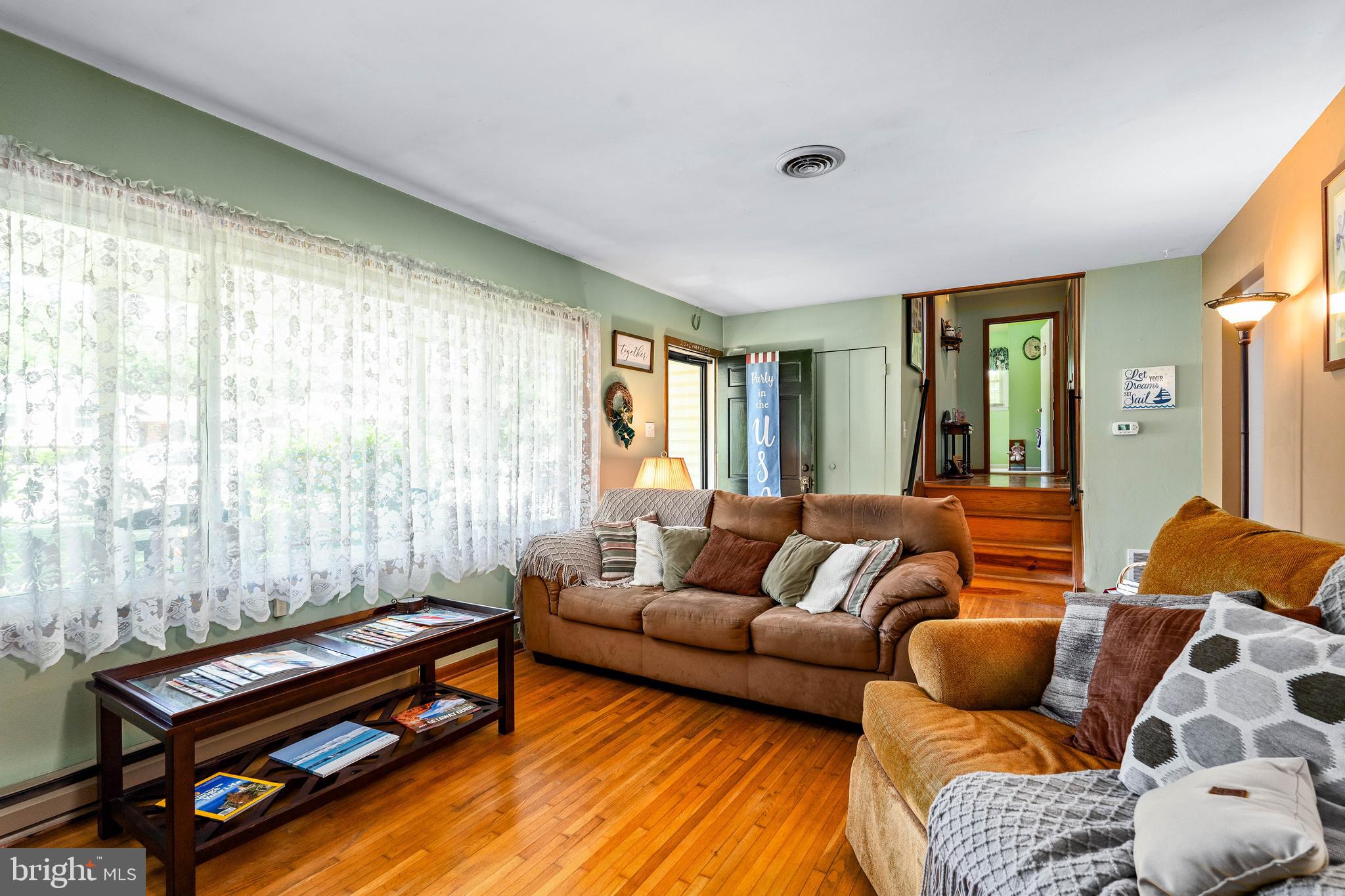 BUCK HILL - Residential